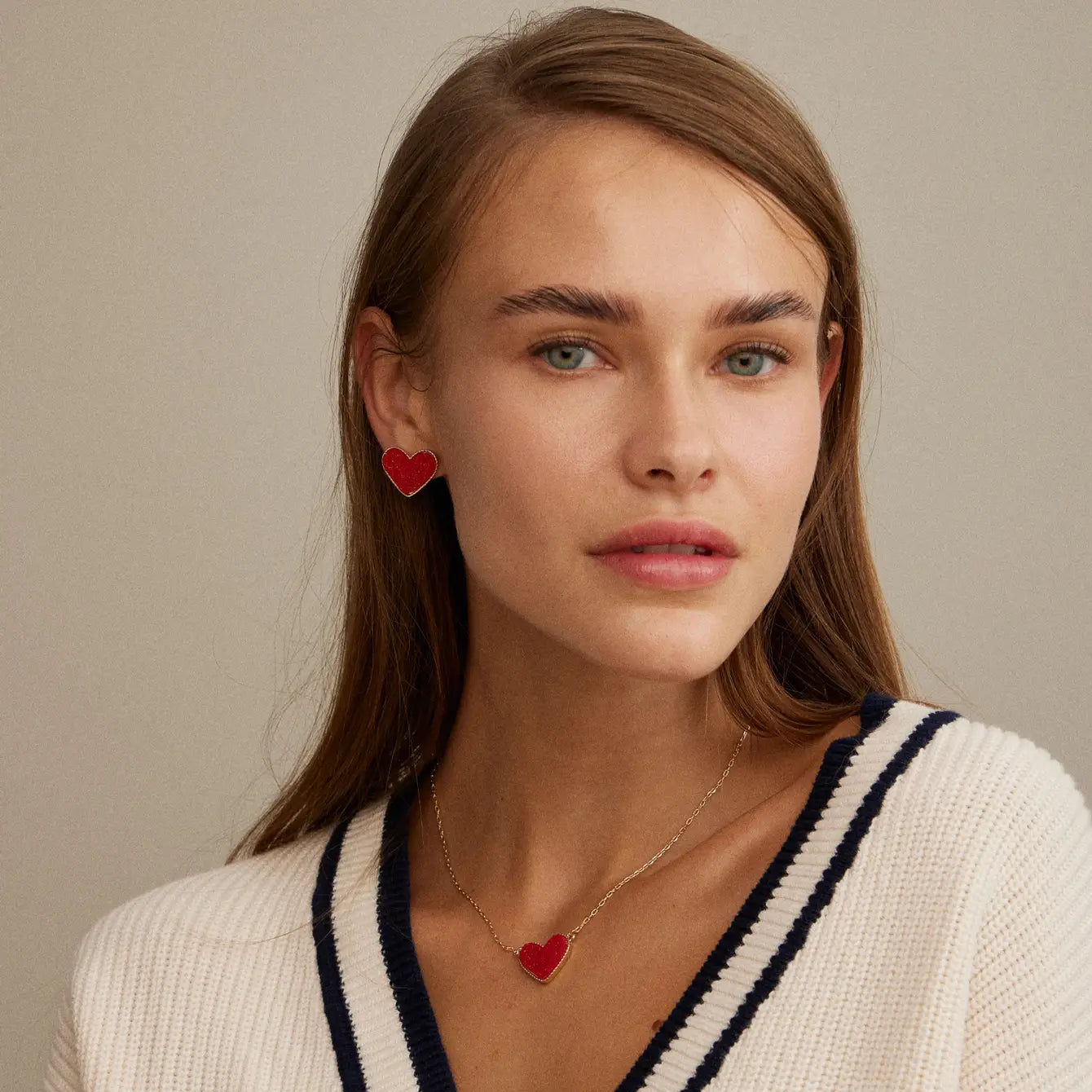 Short Necklace with Heart-Shaped Druzy Stone Charm