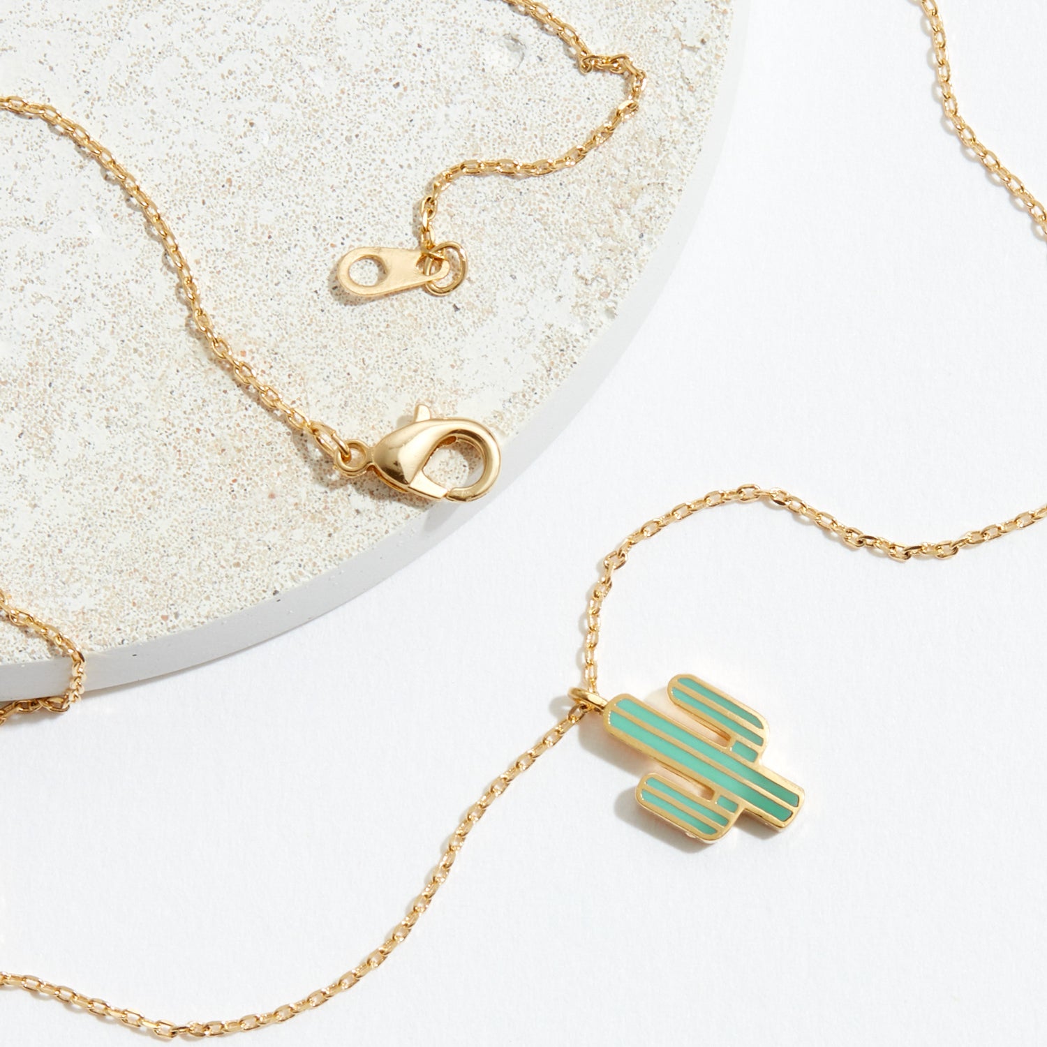 Gold Dipped Cactus Pendant Necklace - Frem