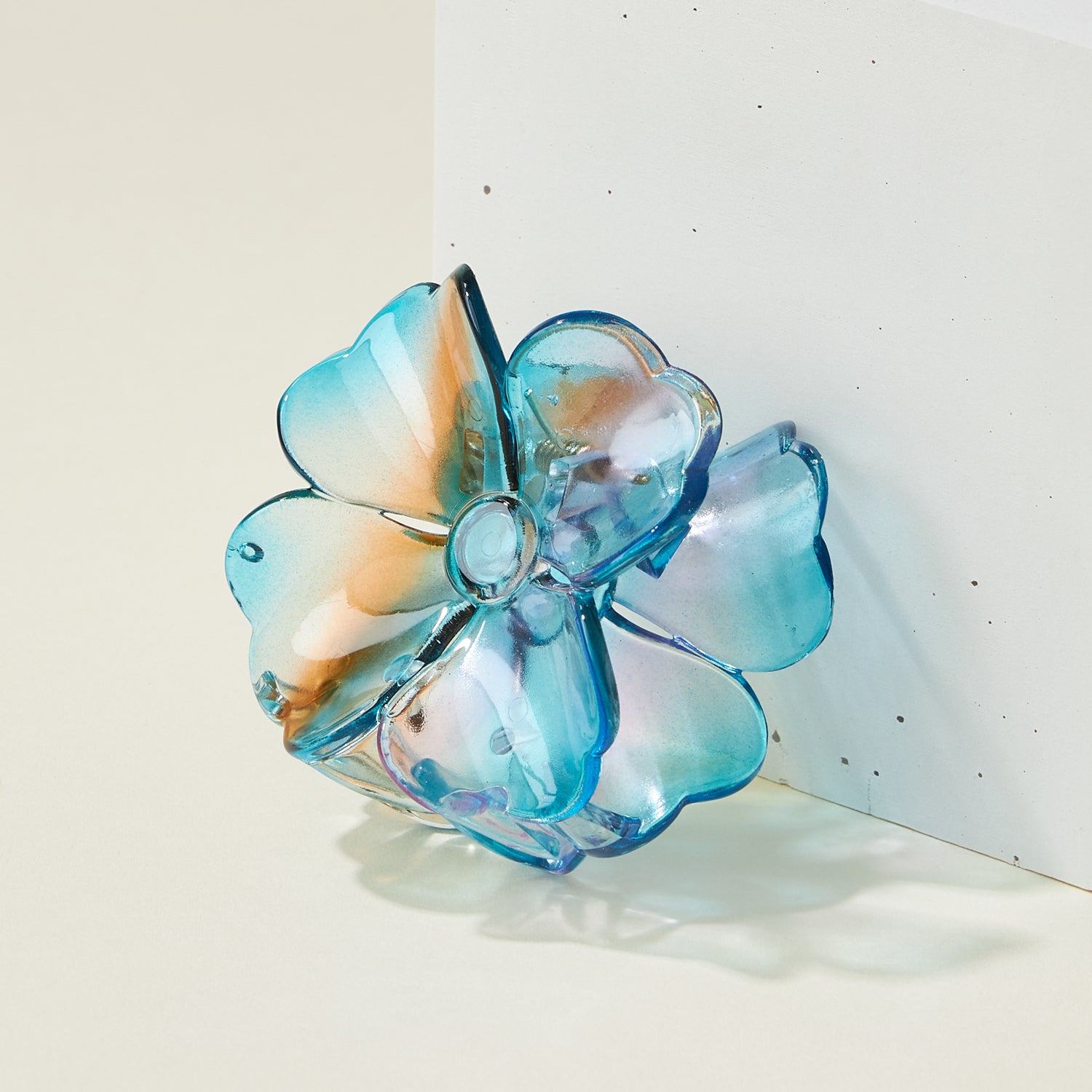 Tie Dye Resin Flower Claw Hair Clips - Frem