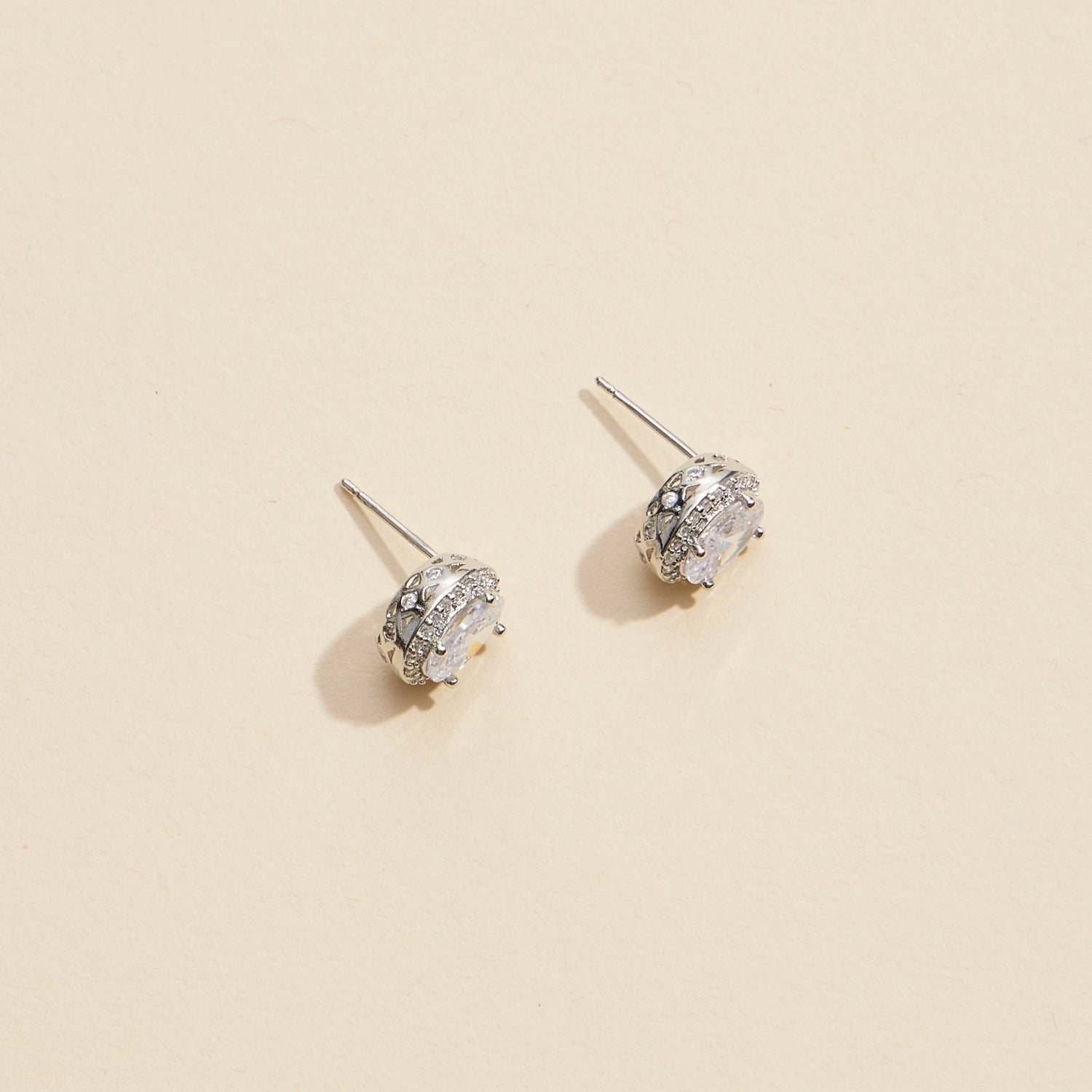 Elegant Oval Glass Stone Gold-Dipped Stud Earrings
