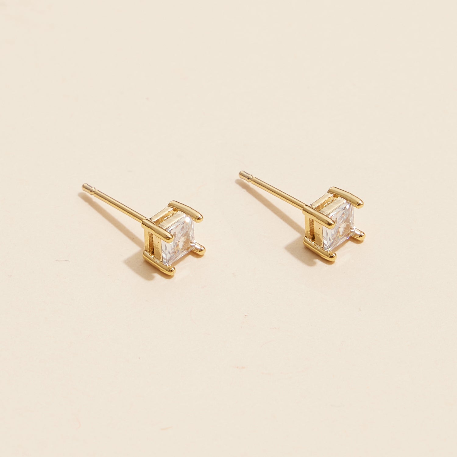 Chic Square-Cut Gold and White Gold Stud Earrings