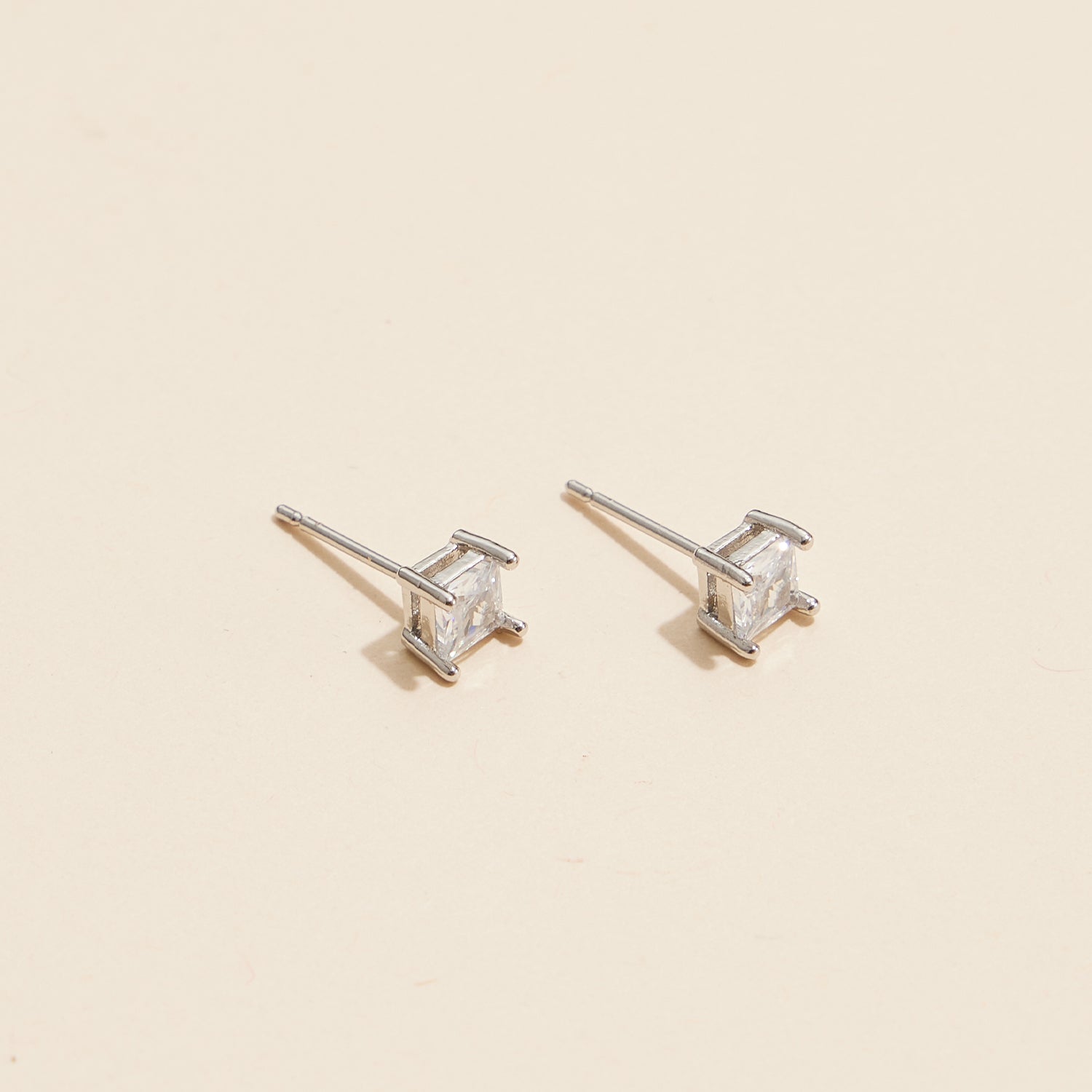 Chic Square-Cut Gold and White Gold Stud Earrings
