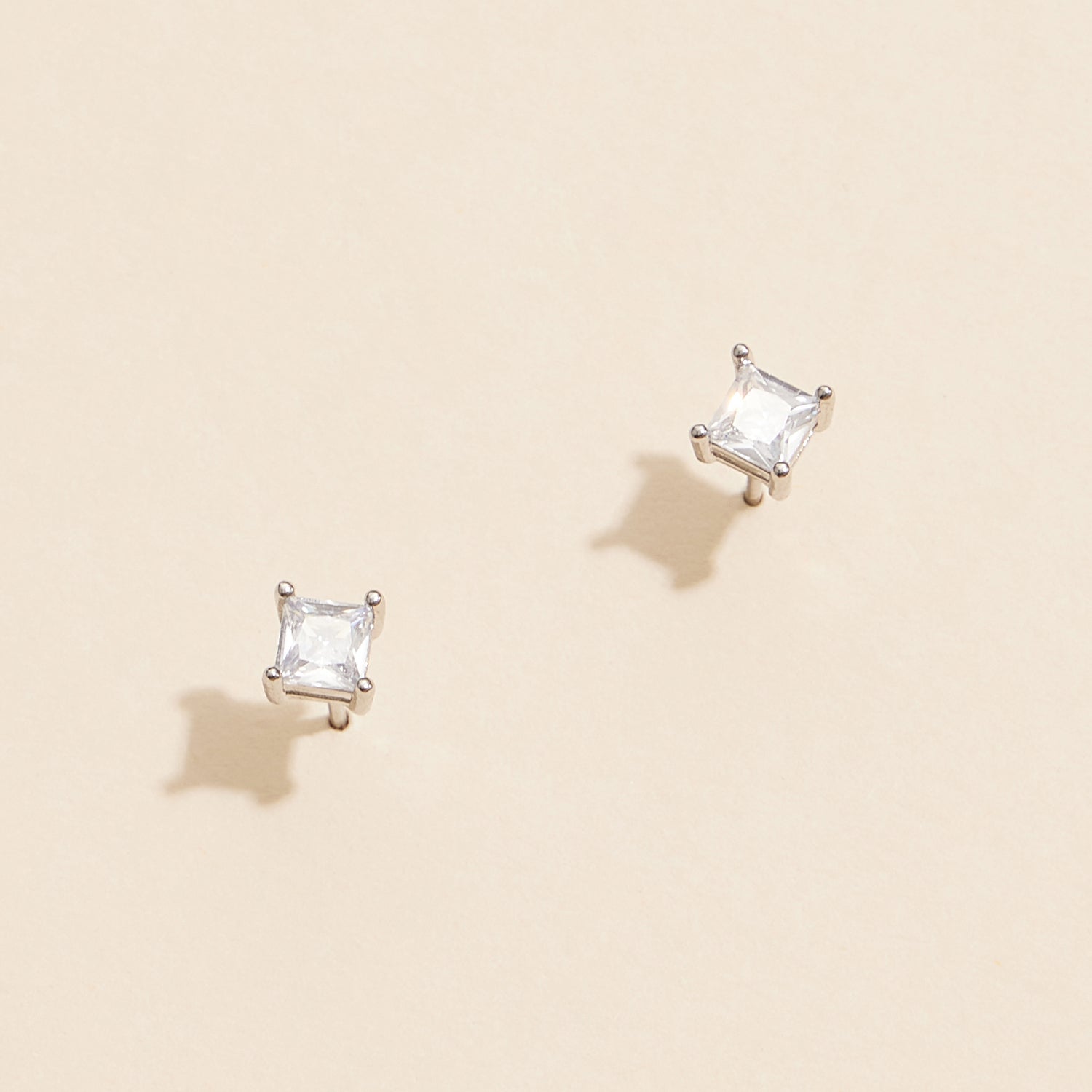 Chic Square-Cut Gold and White Gold Stud Earrings