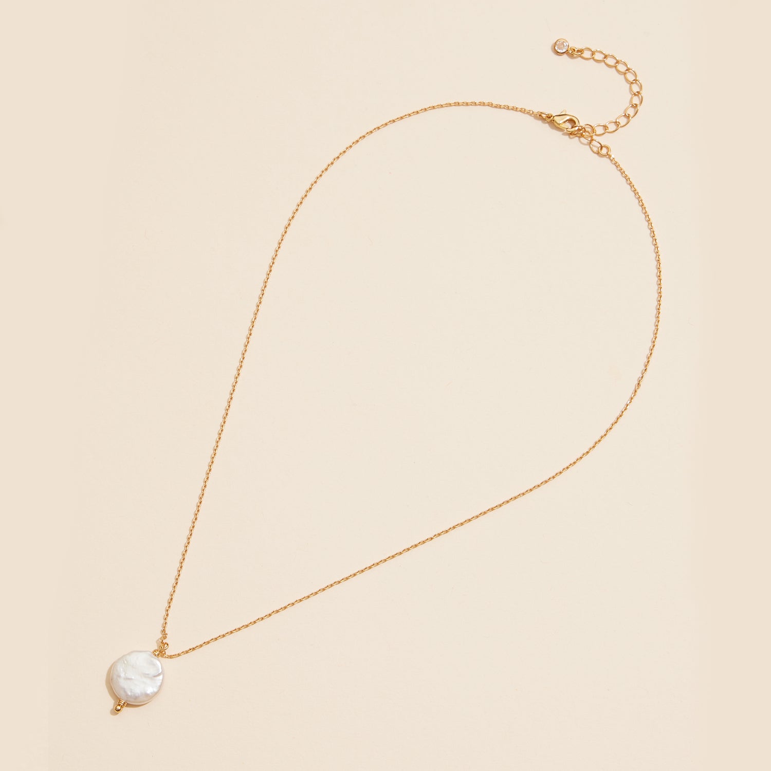 Refined Baroque Pearl Pendant Necklace