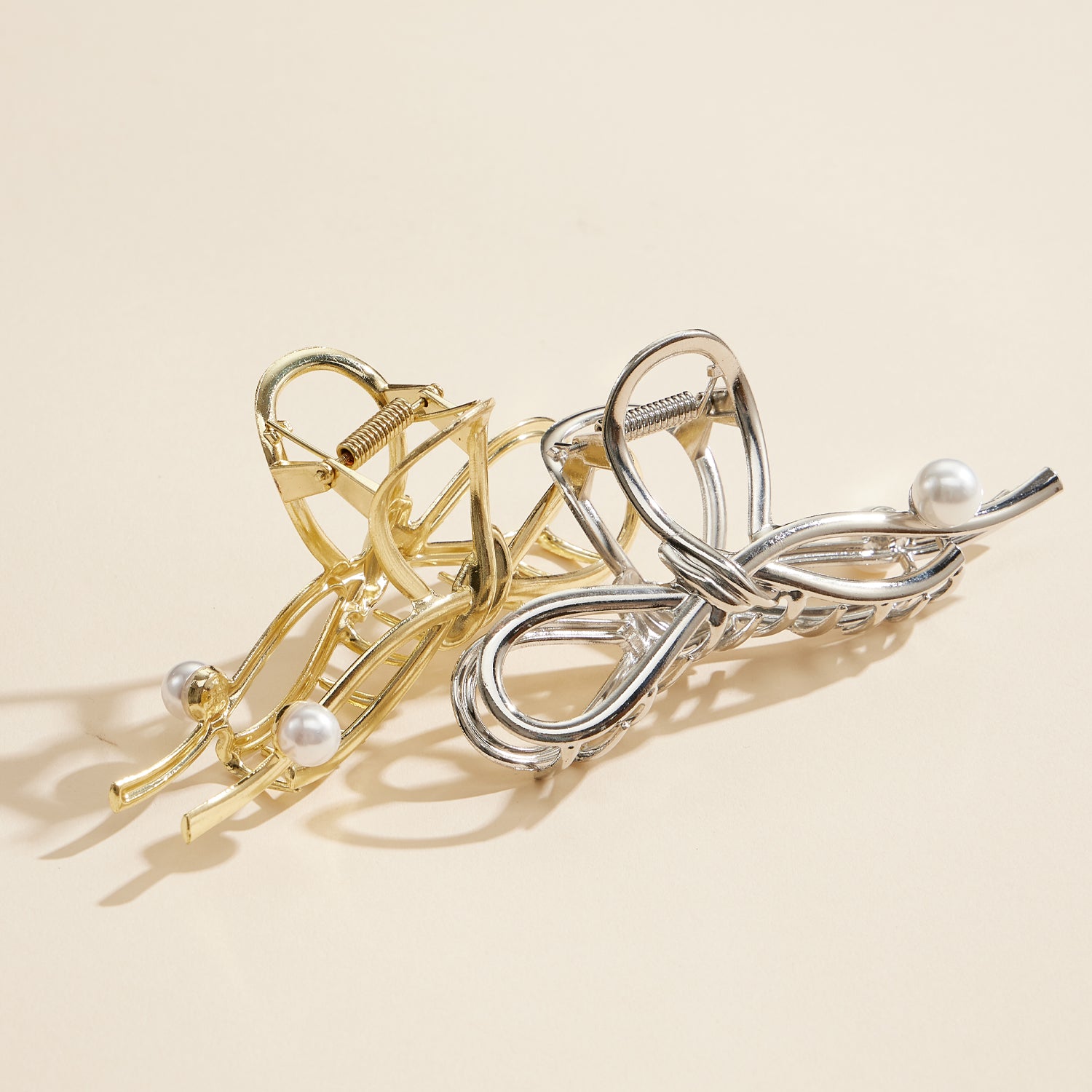 Metal Bow Hair Clip with Pearl Accent