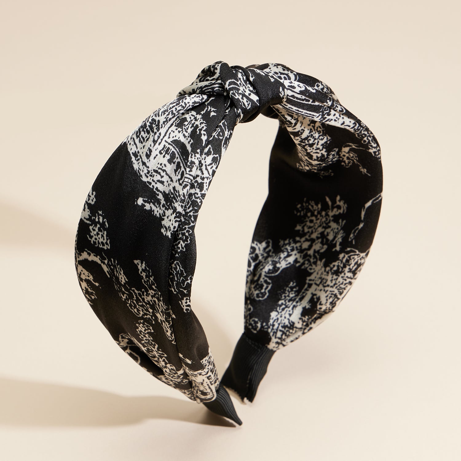 Sophisticated Knotted Headband Set with Vintage-Inspired Prints