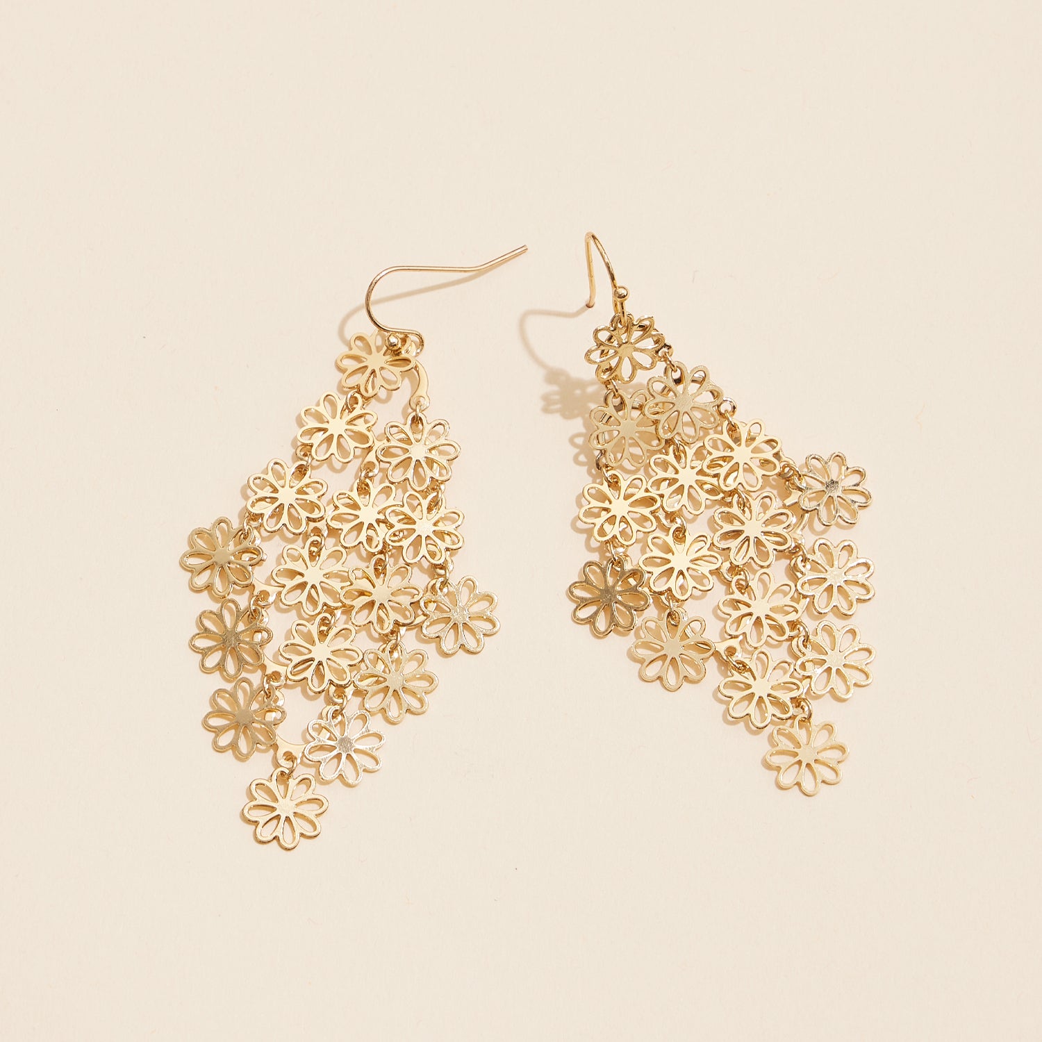 Elegant Wooden Filigree Earrings with Floral Drop Design - Frem