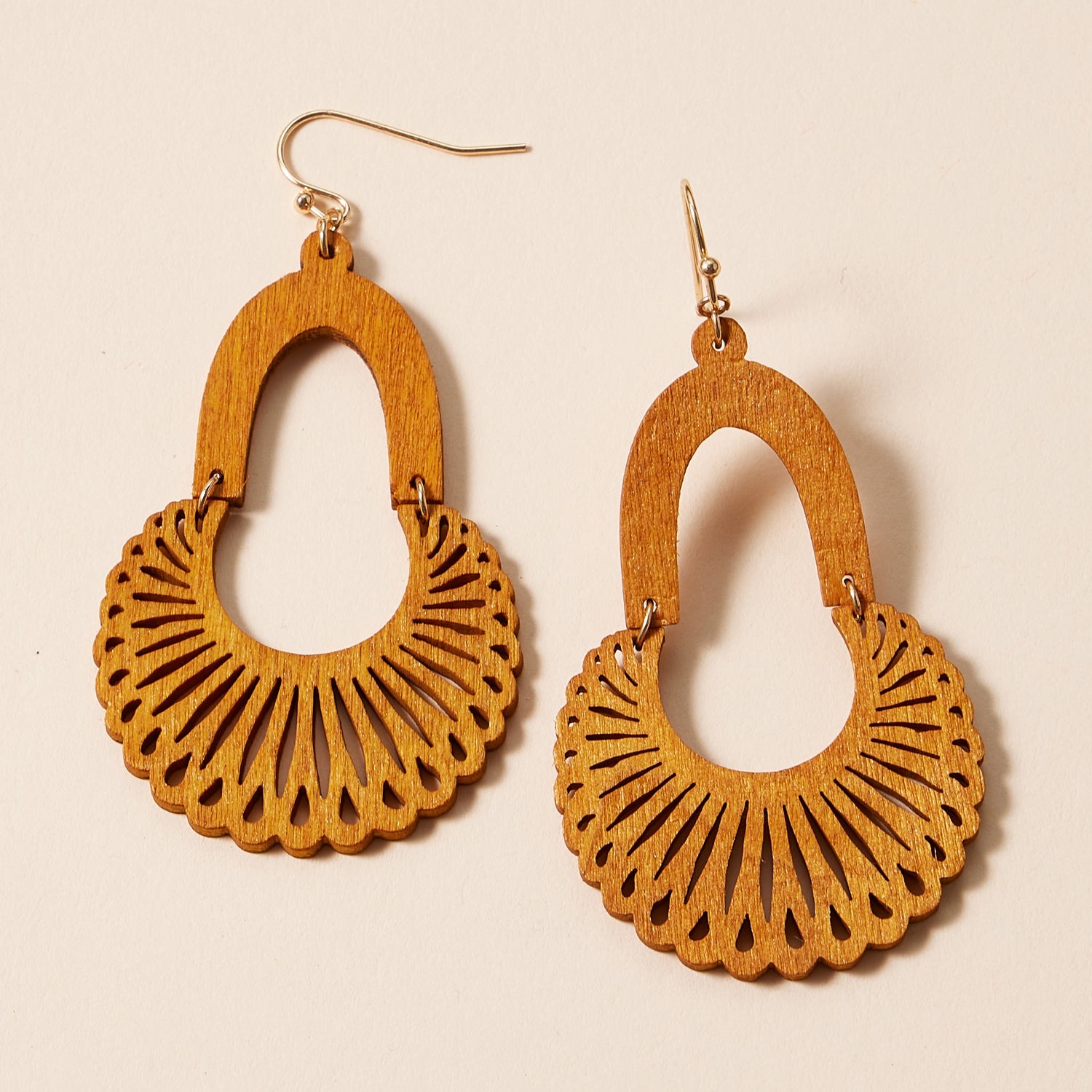 Modern Bold Fan-Shaped Earrings in Natural Tones - Frem