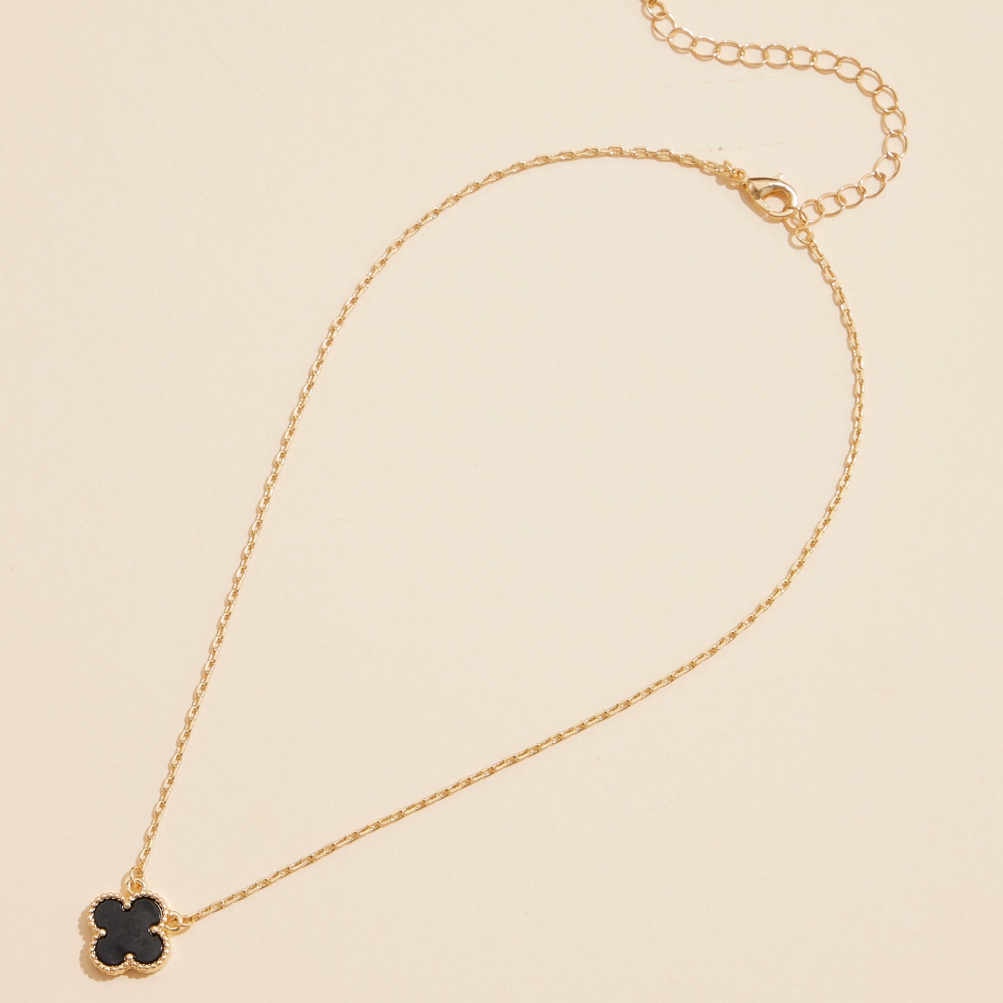Gold Chain Necklace with Shell Pendant