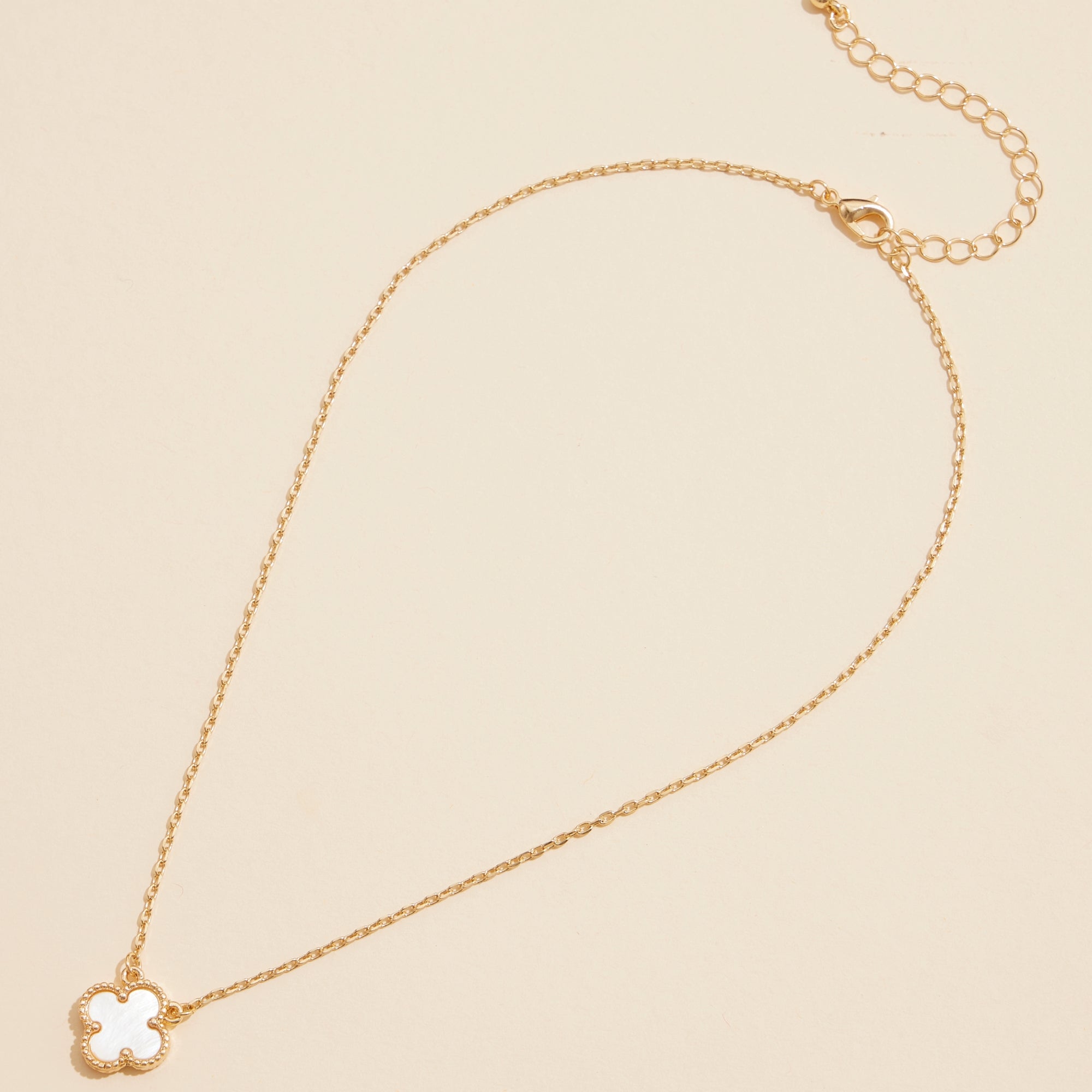 Gold Chain Necklace with Shell Pendant