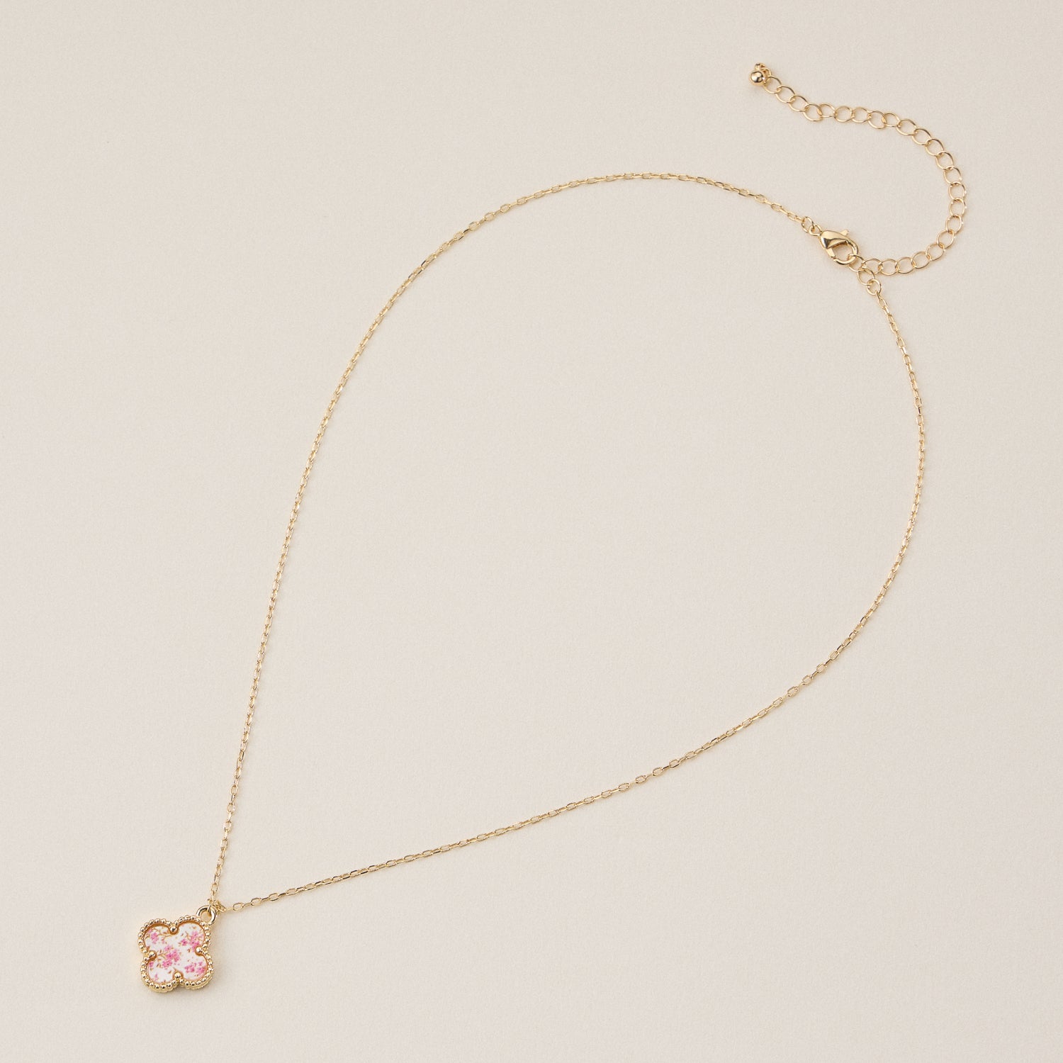 Gold Chain Necklace with Shell Pendant