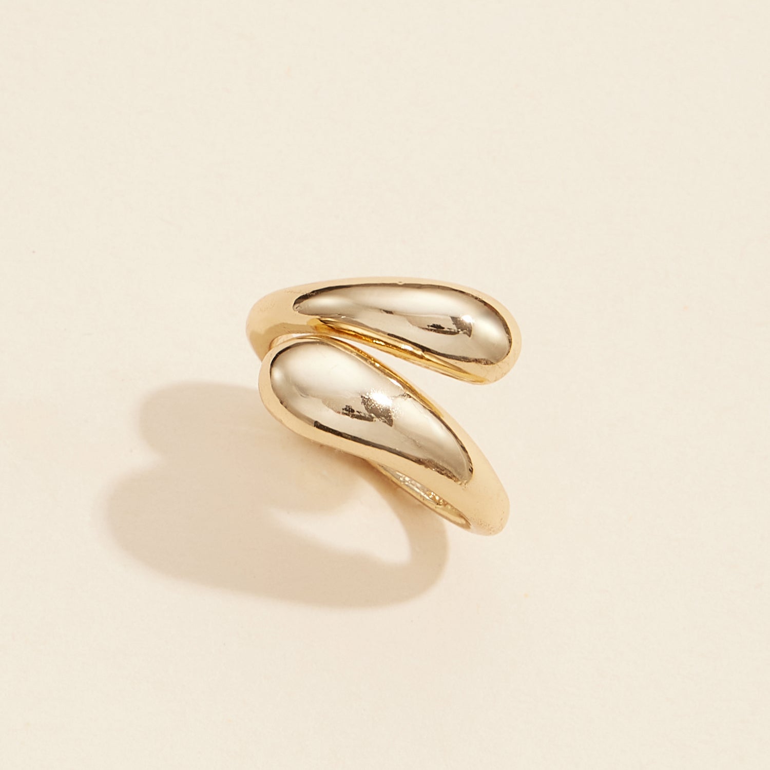 Modern Wraparound Statement Ring for Bold Minimalist Style