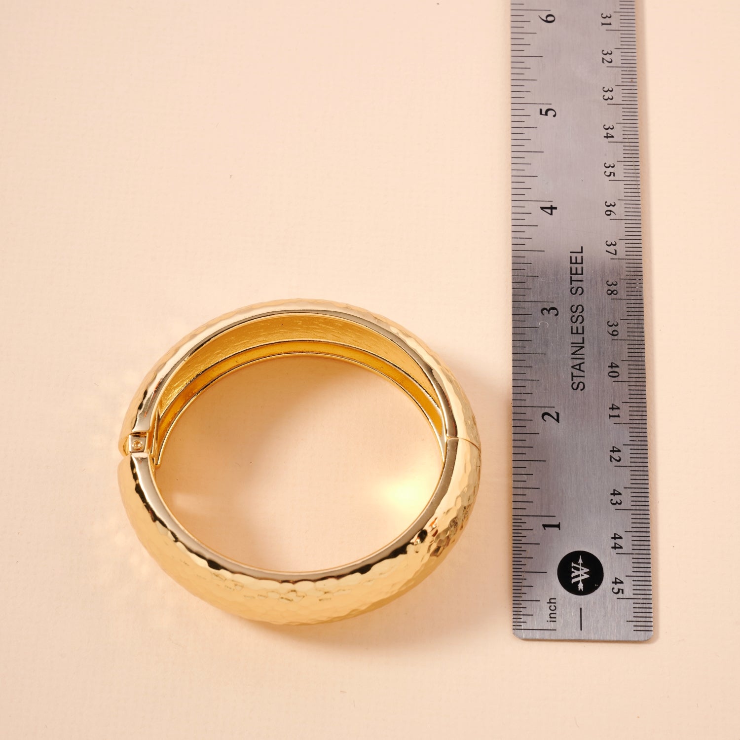 Hammered Hollow 18K Gold Plated Cuff Bracelet - Frem