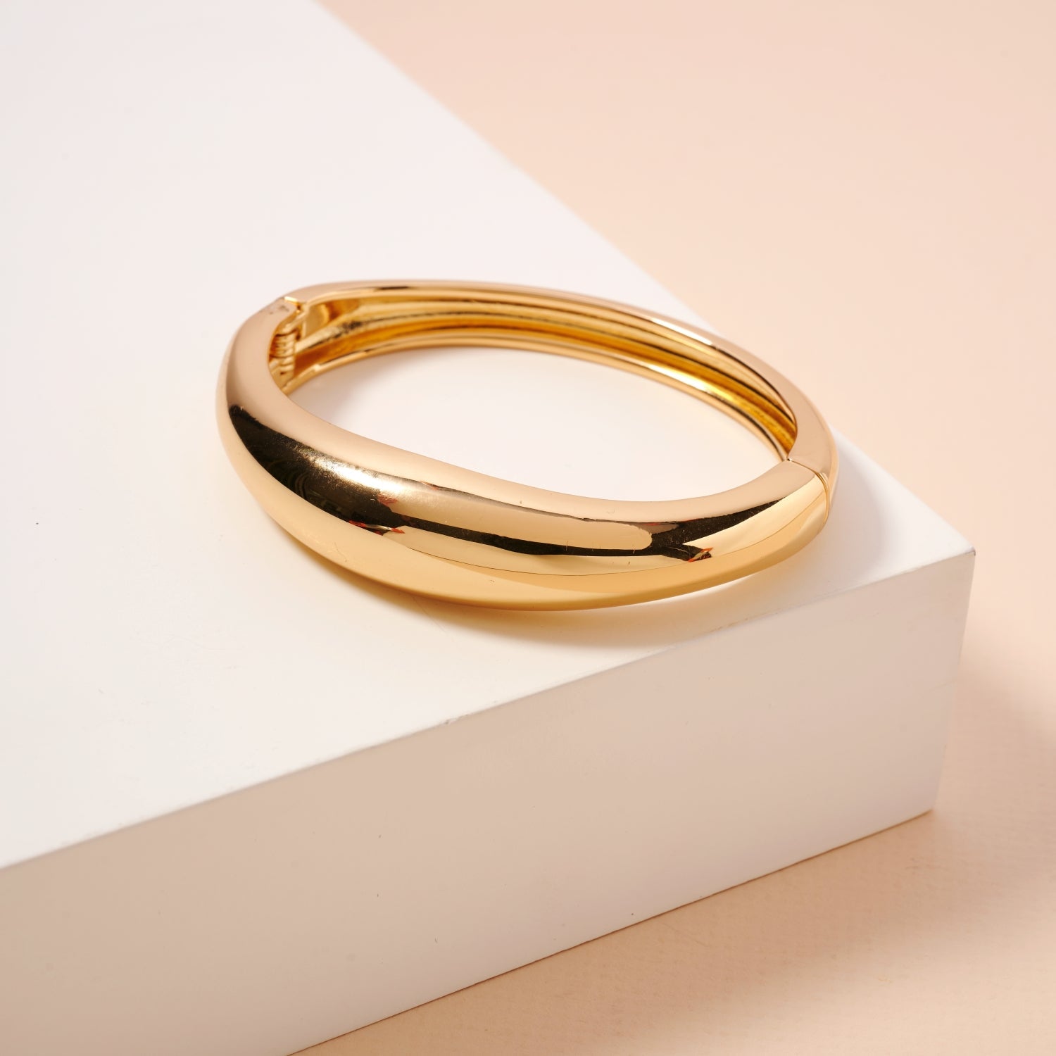 Thin Wavy 18K Gold Plated Elegant Cuff Bracelet - Frem