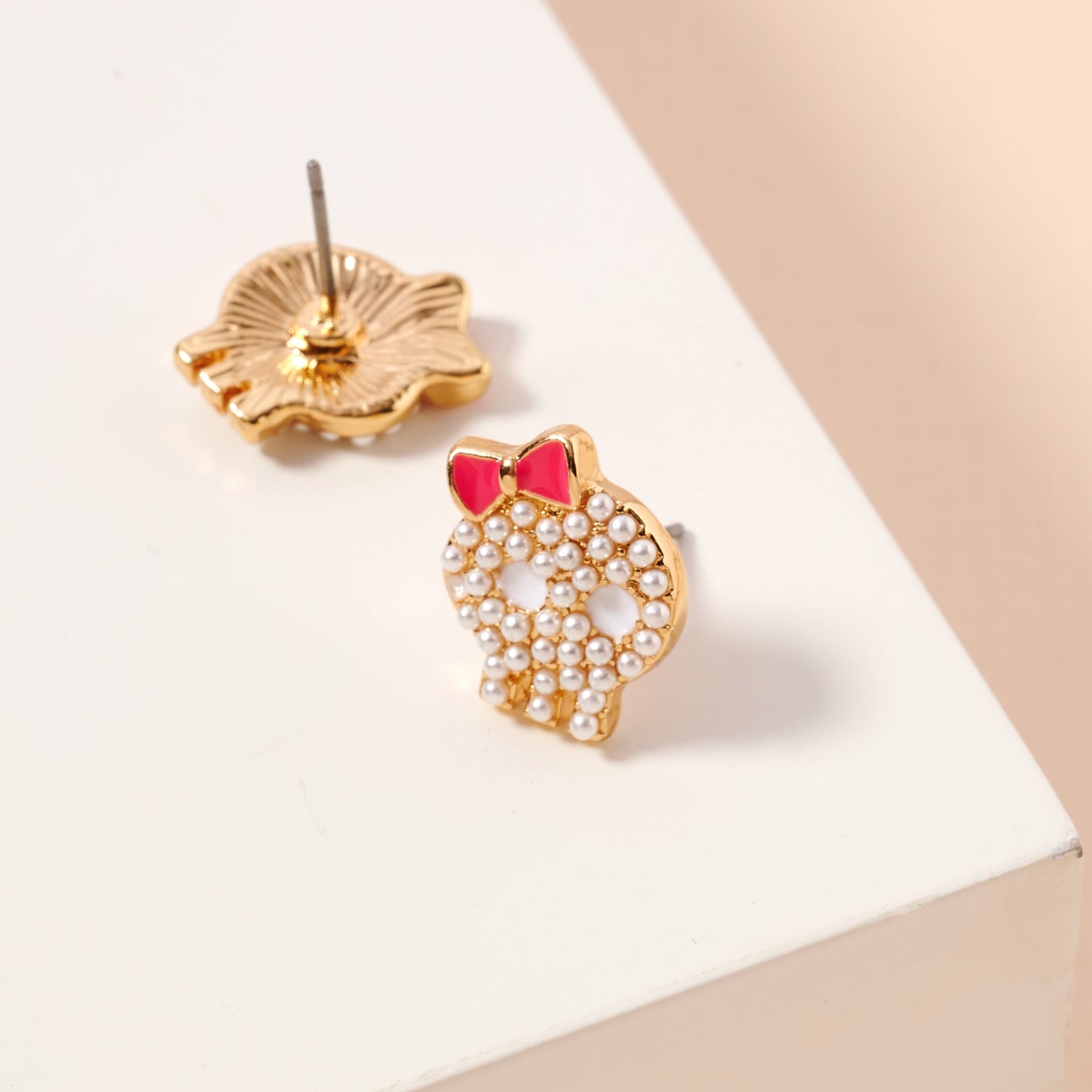 Skull with Bow Rhinestone Halloween Stud Earrings