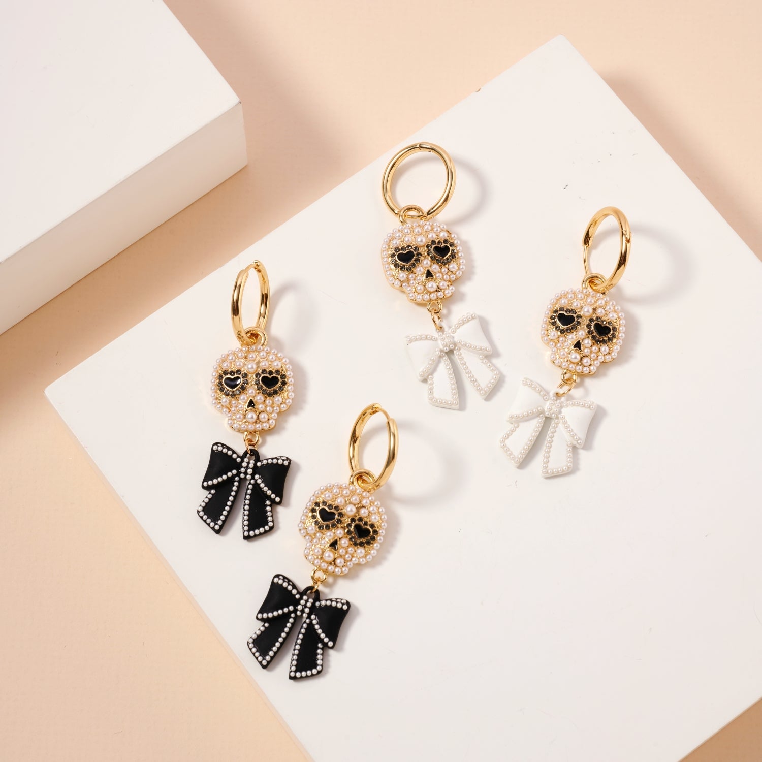 Halloween Skull and Pearl Dangling Earrings