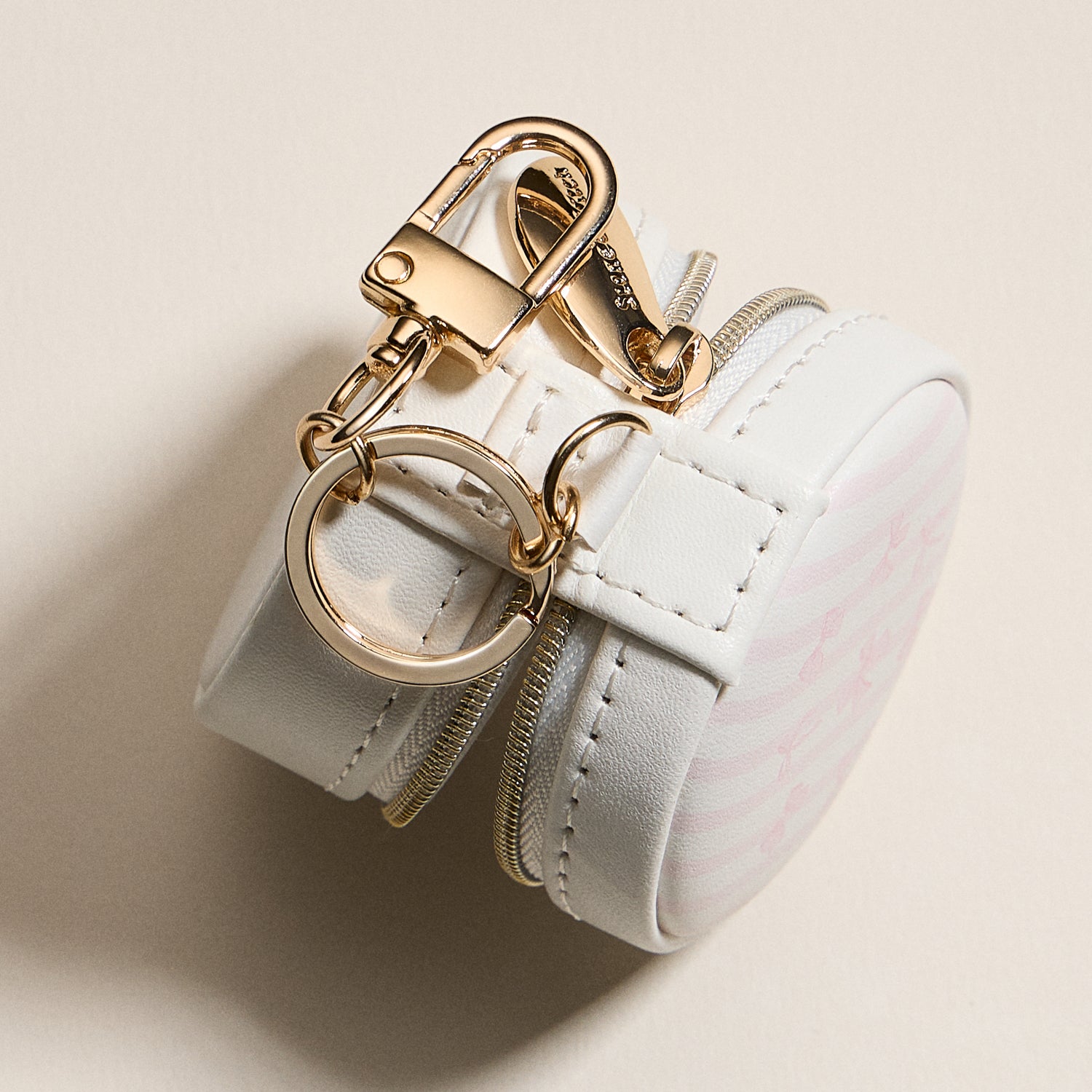 Mini Round Jewelry Travel Case with Keychain – White & Pink Bow Design