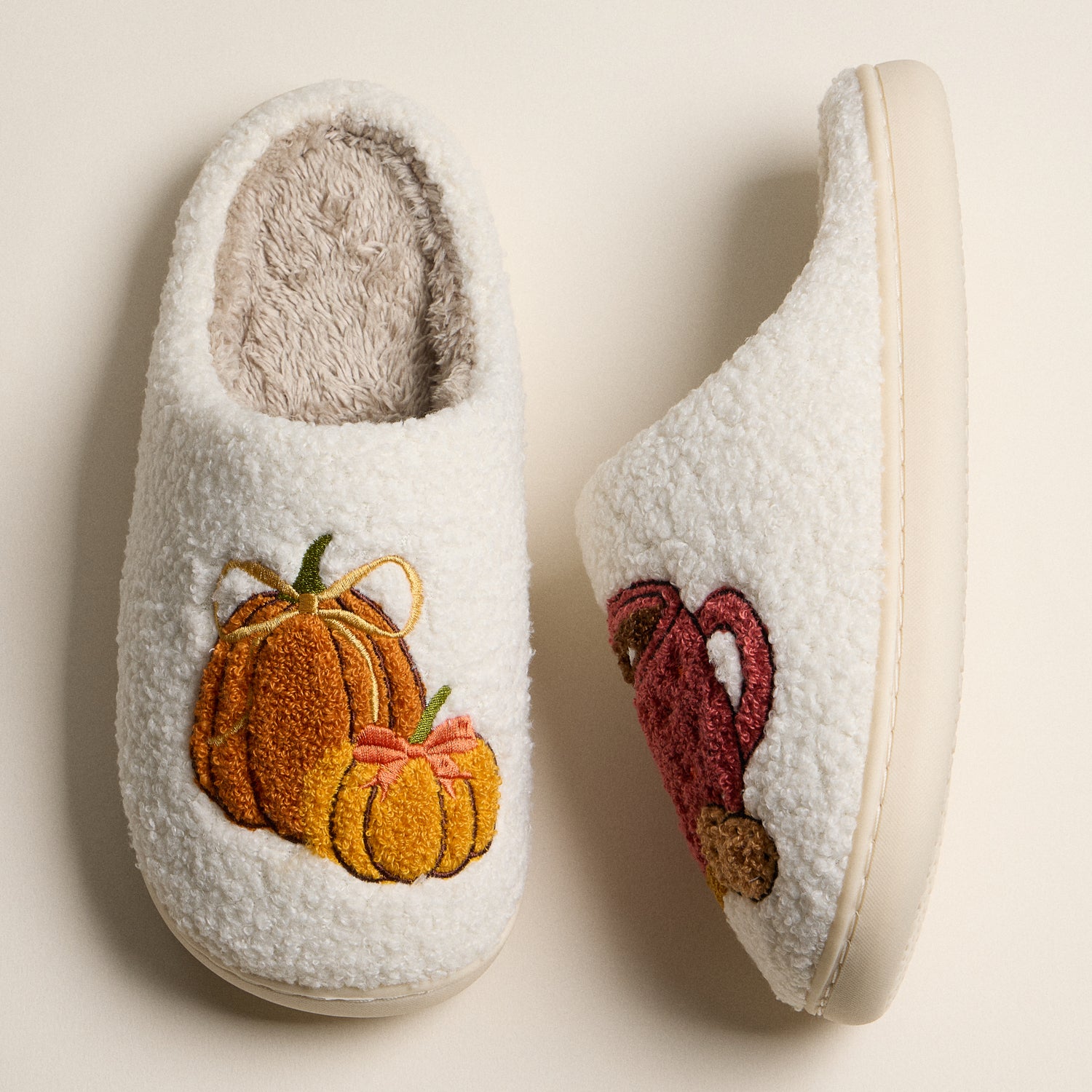 Cozy Autumn-Inspired Fuzzy Slippers with Pumpkin and Hot Cocoa Embroidery