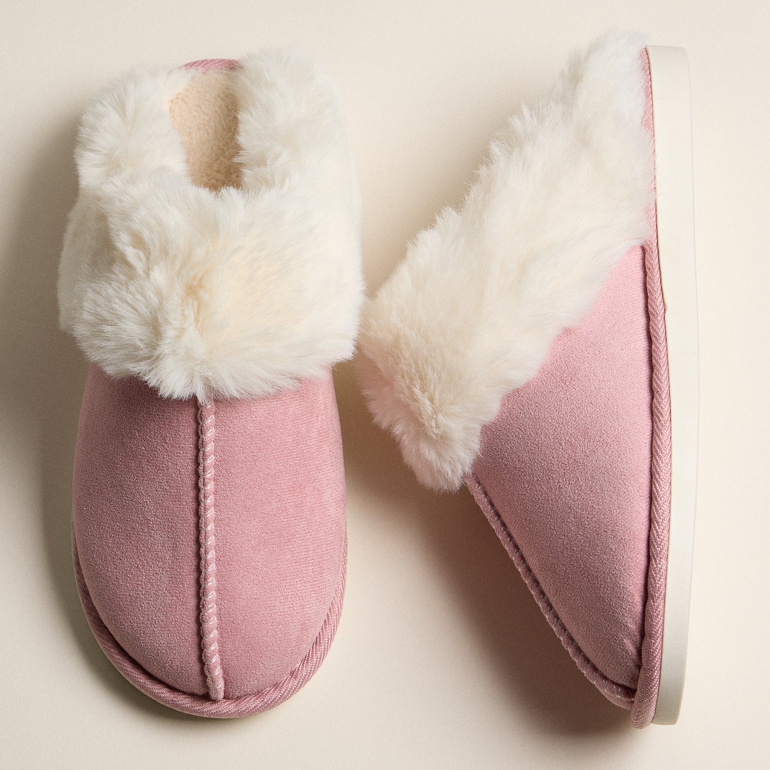 Luxurious Faux Fur-Trimmed Suede-Effect Cozy Slippers