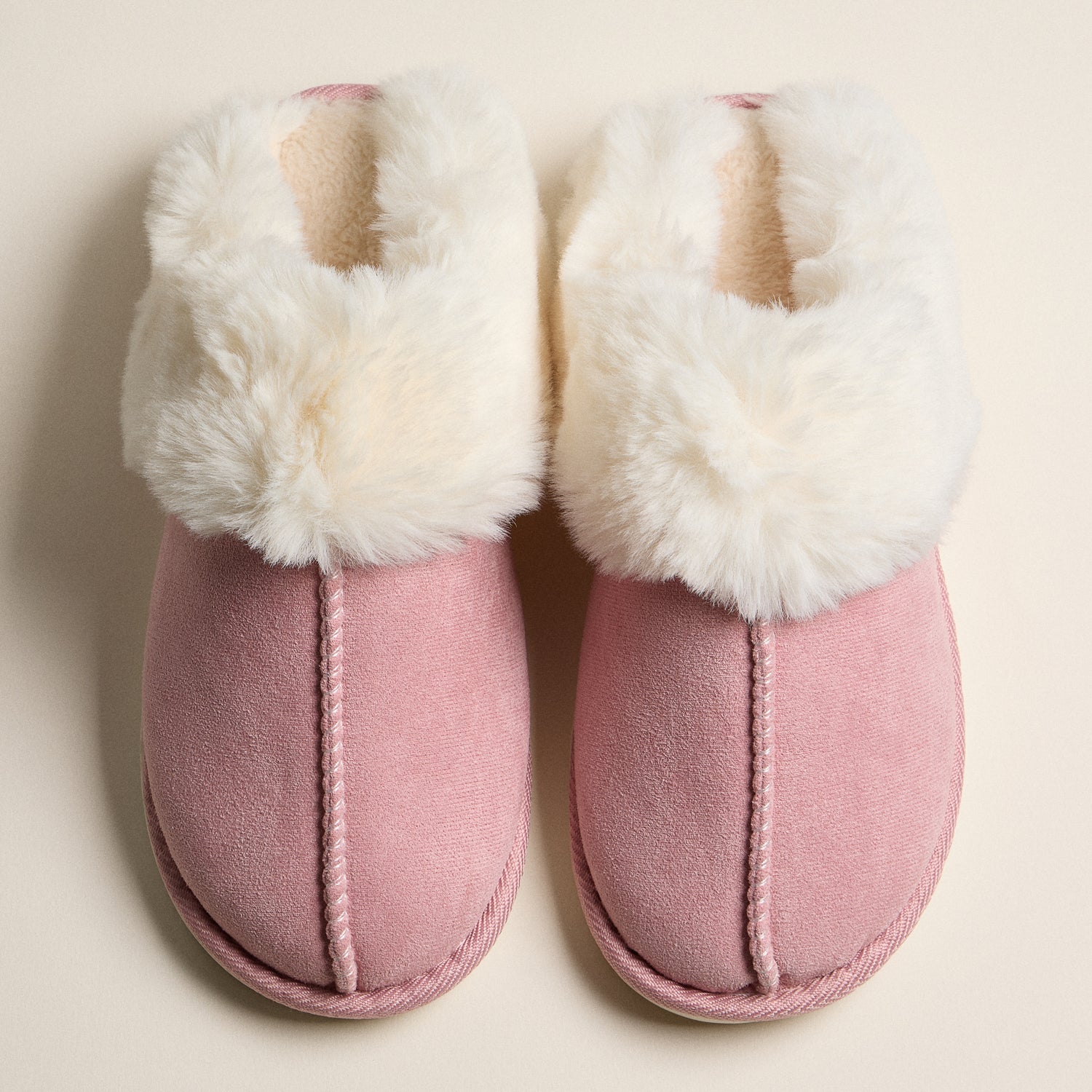 Luxurious Faux Fur-Trimmed Suede-Effect Cozy Slippers