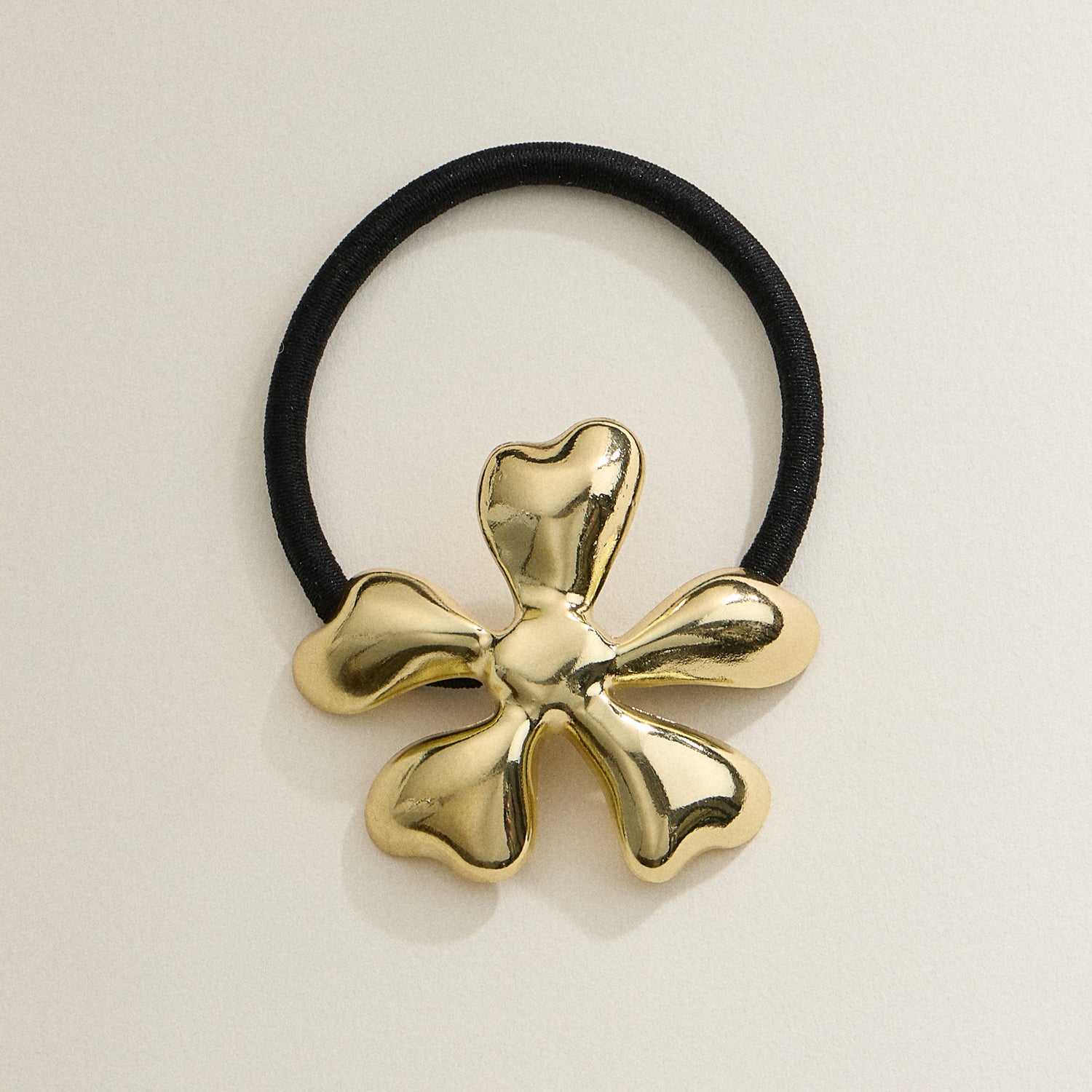 Sculpted Flower Dome Hair Tie