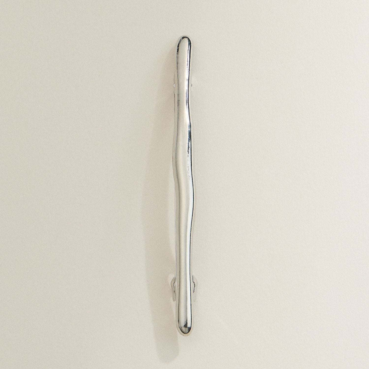 Elegant Organic Wave Hair Clip