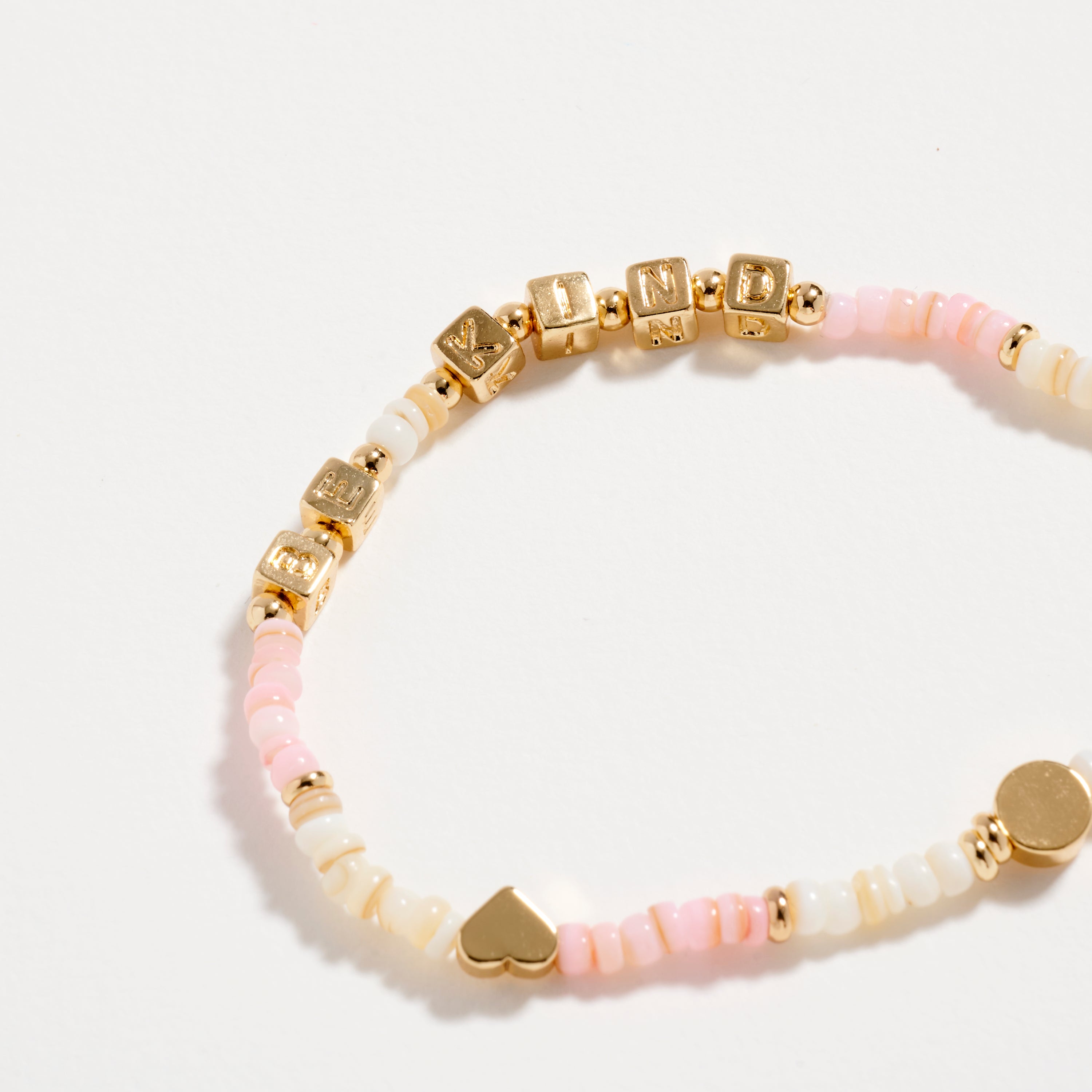 Beaded “Be Kind” Bracelet with Gold Letter Cubes & Heart Accents – Inspirational Stretch Bracelet