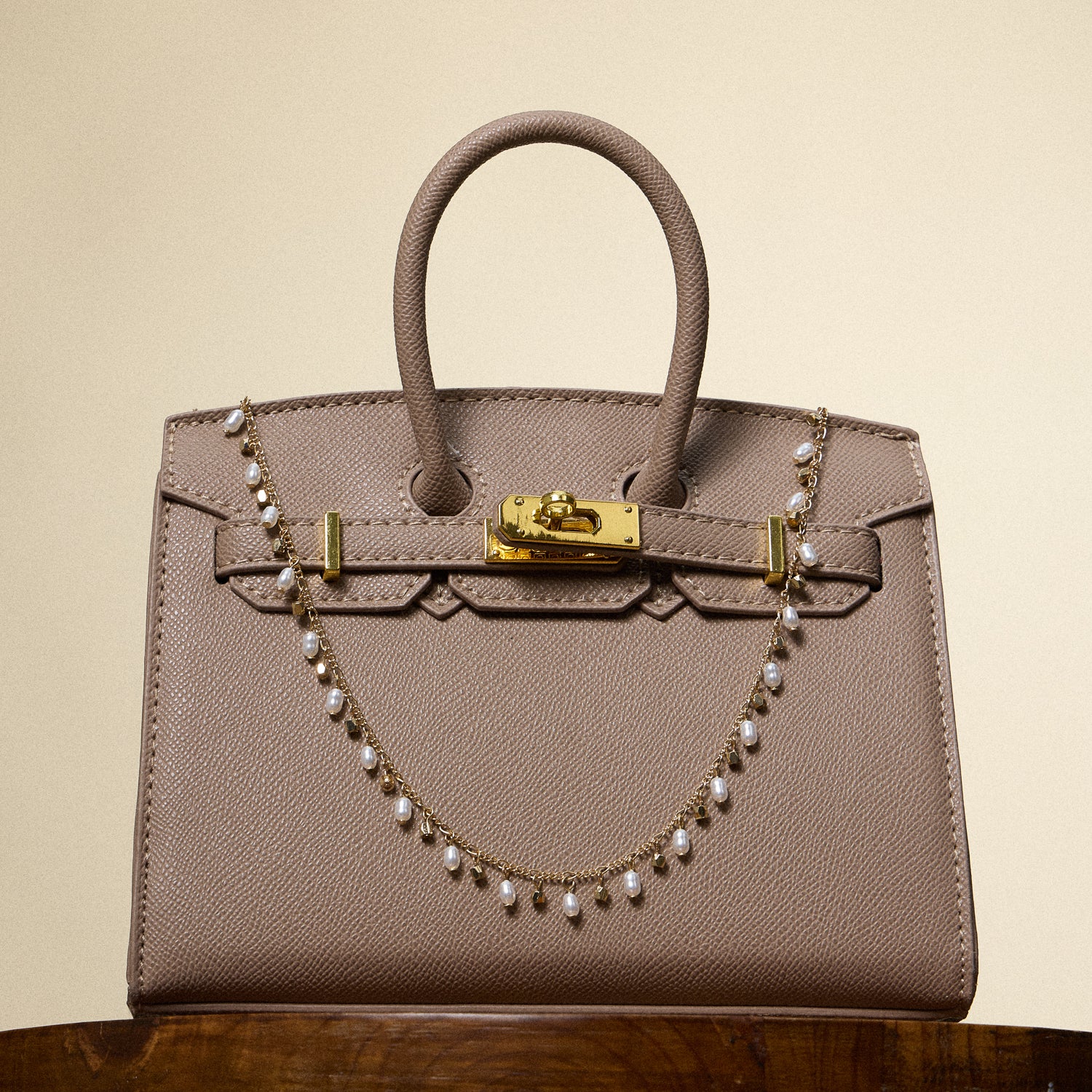 Gold Chain Pearl | Drop Bag Charm Strap