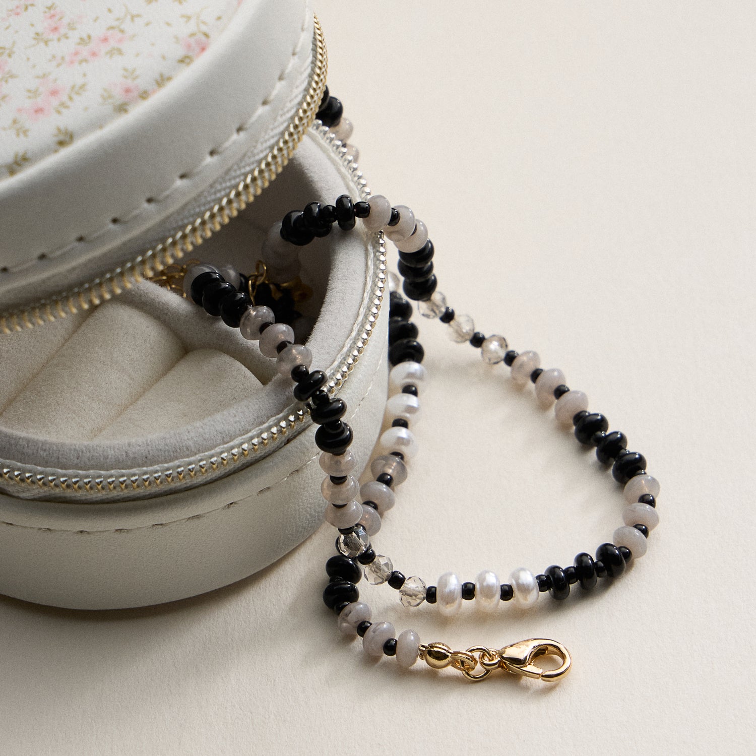 Faceted Glass Beaded Necklace with Gold Clasp