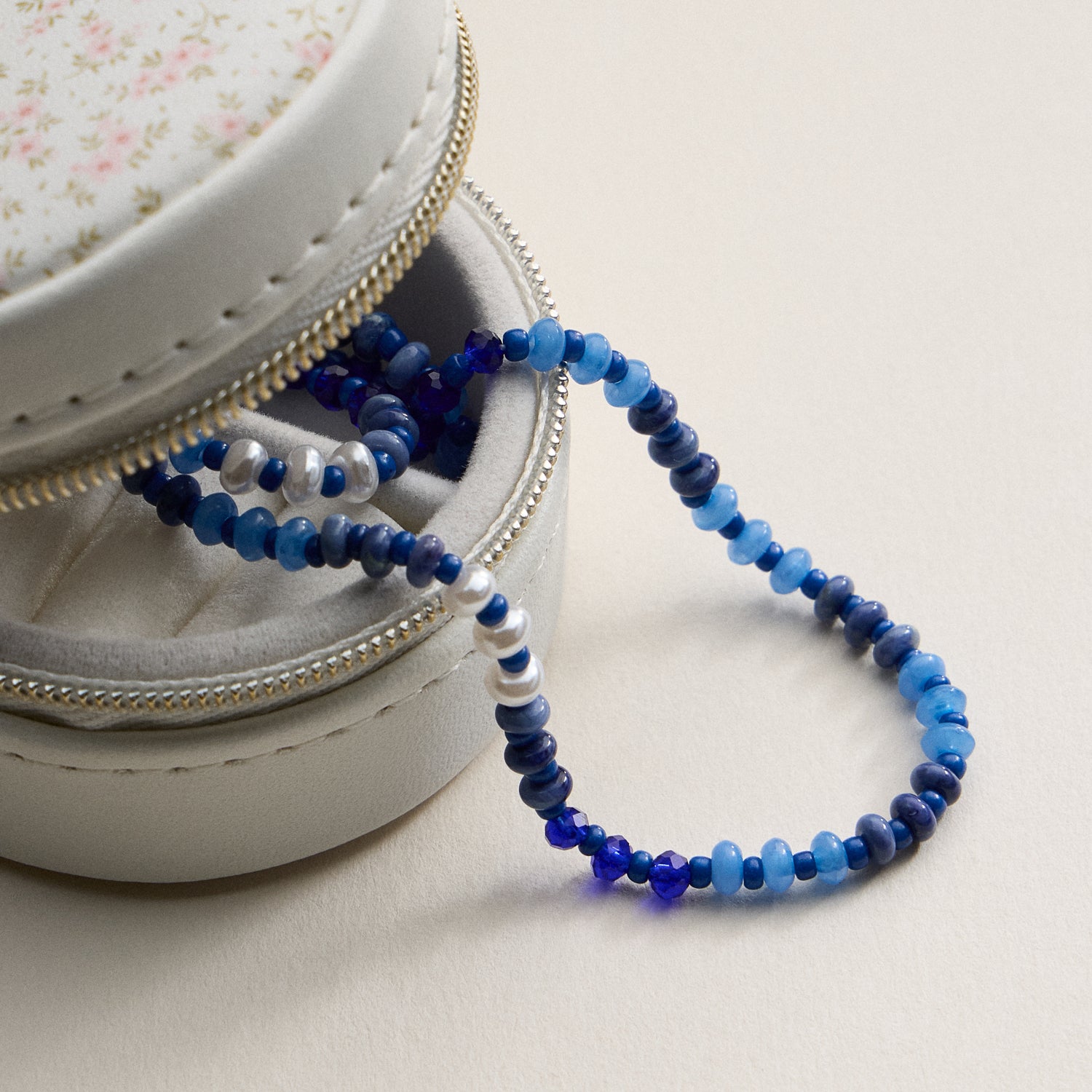 Faceted Glass Beaded Necklace with Gold Clasp