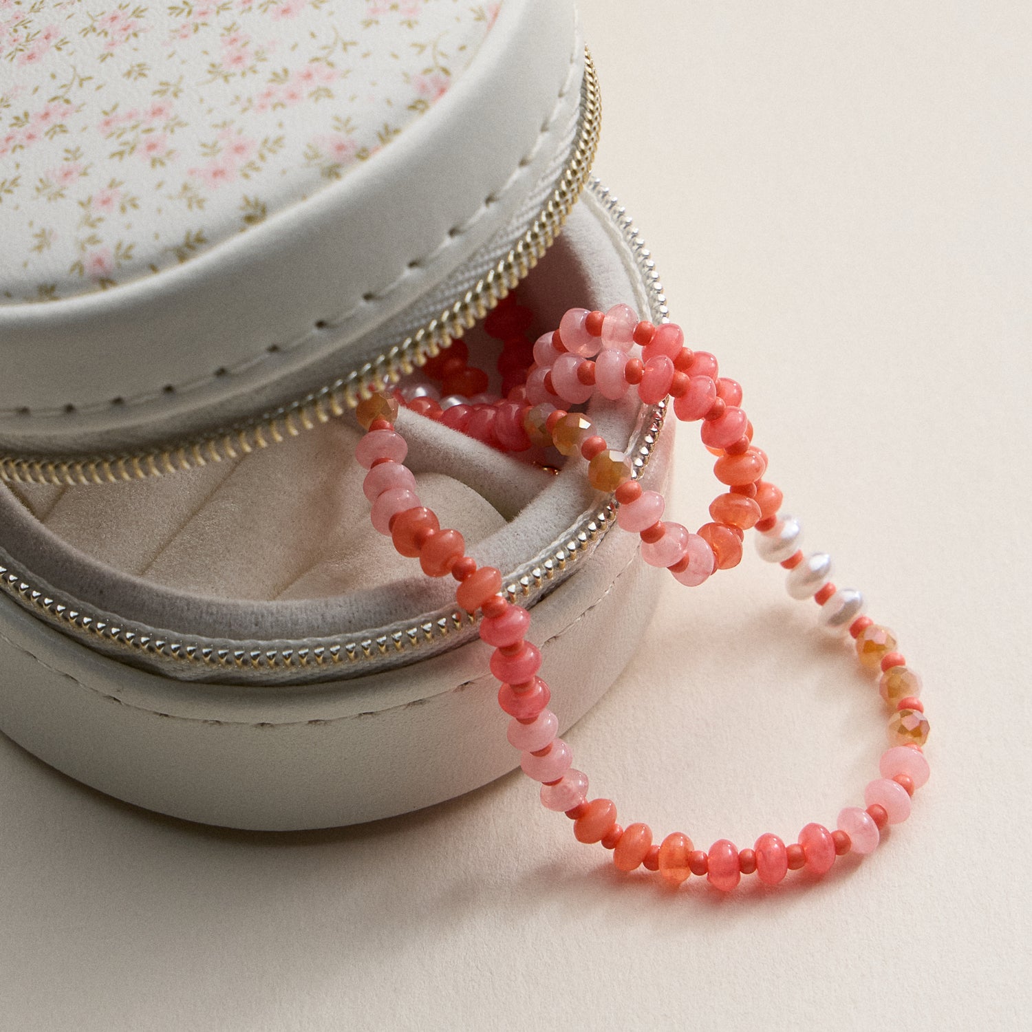 Faceted Glass Beaded Necklace with Gold Clasp