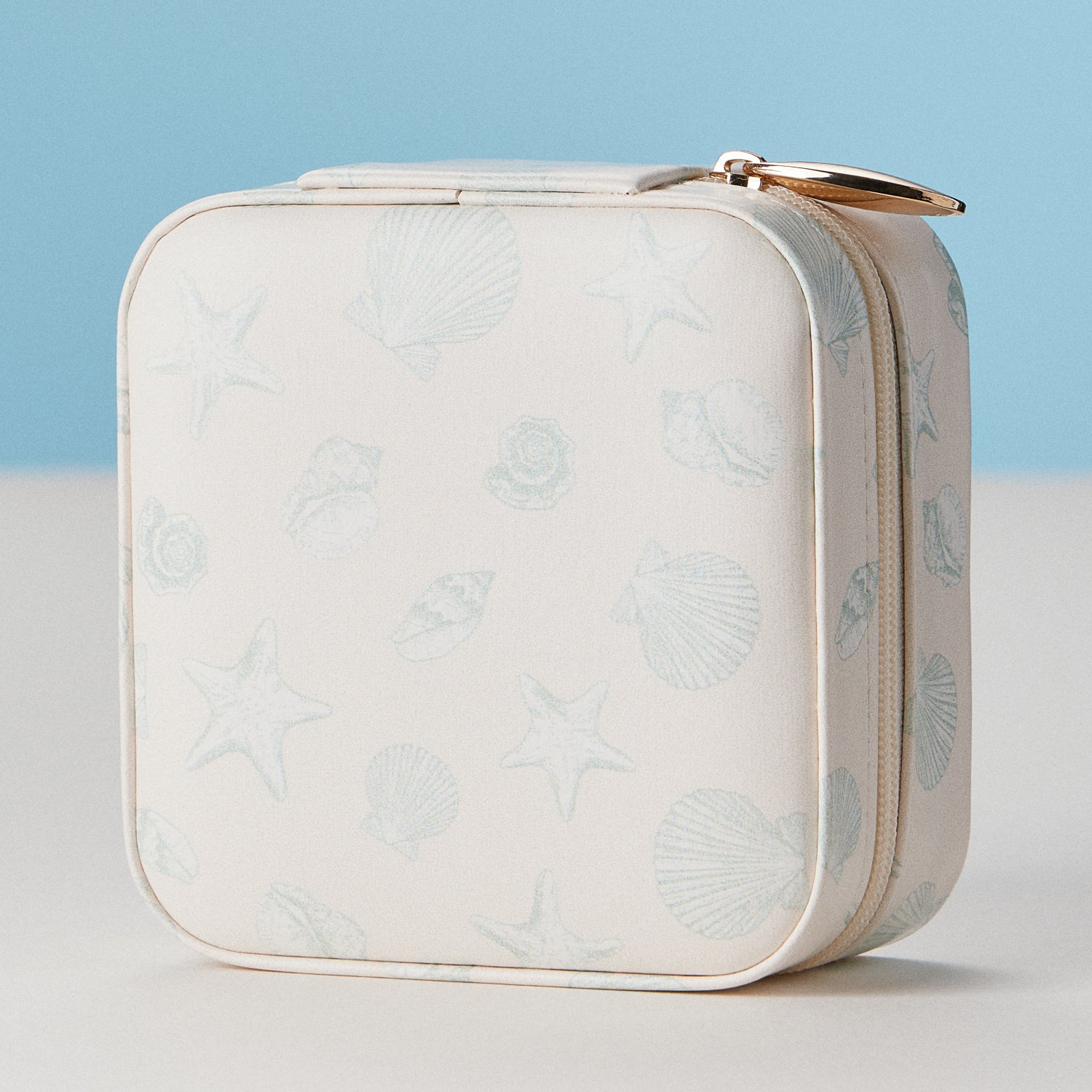 Seashell Print Travel Jewelry Case | Square Zipper Jewelry Organizer