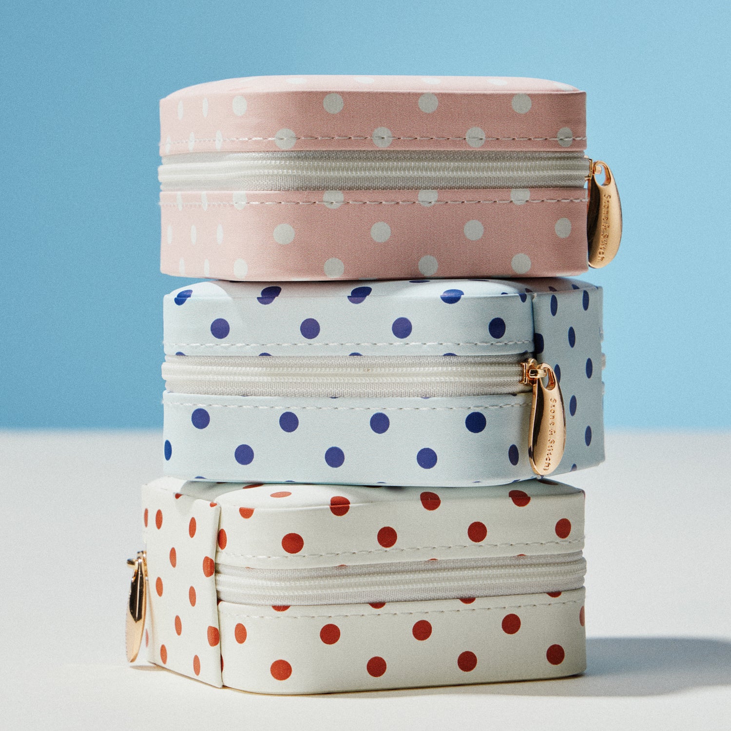 Polka Dot Travel Jewelry Case Organizer | Compact Zipper Jewelry Storage Box for Rings, Earrings & Necklaces