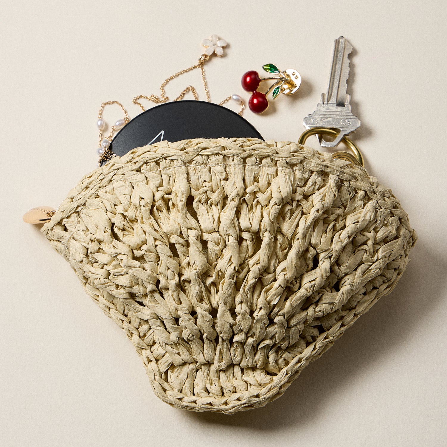 Seashell Raffia Coin Pouch - Frem