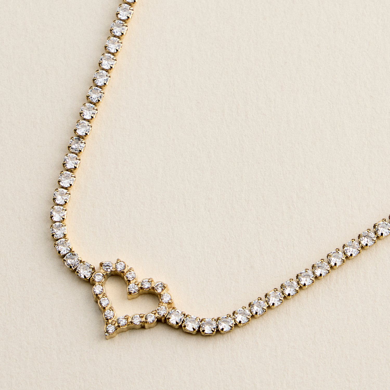 Heart Tennis Bracelet for Women – CZ Diamond Pavé Heart Charm Bracelet