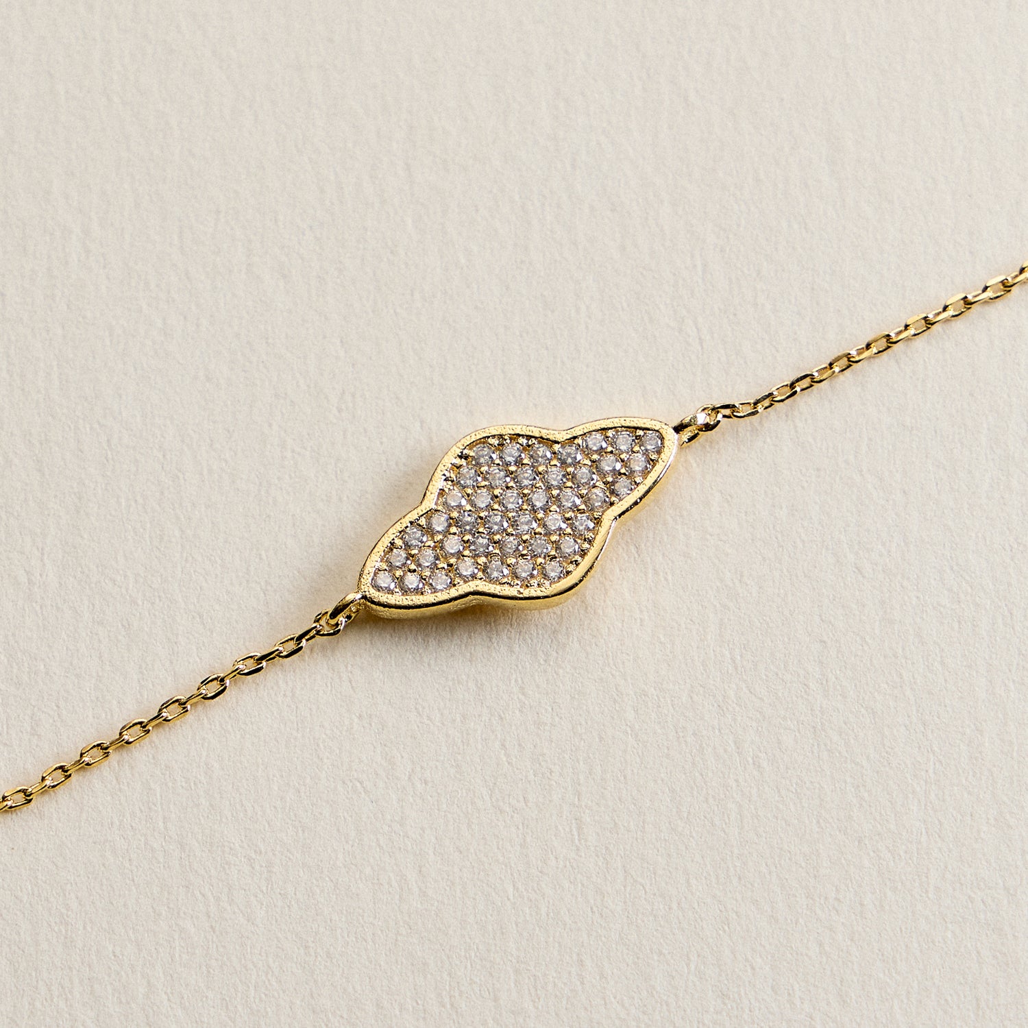 Gold Pave Crystal Cloud Bracelet – Dainty Adjustable Chain Bracelet for Women - Frem