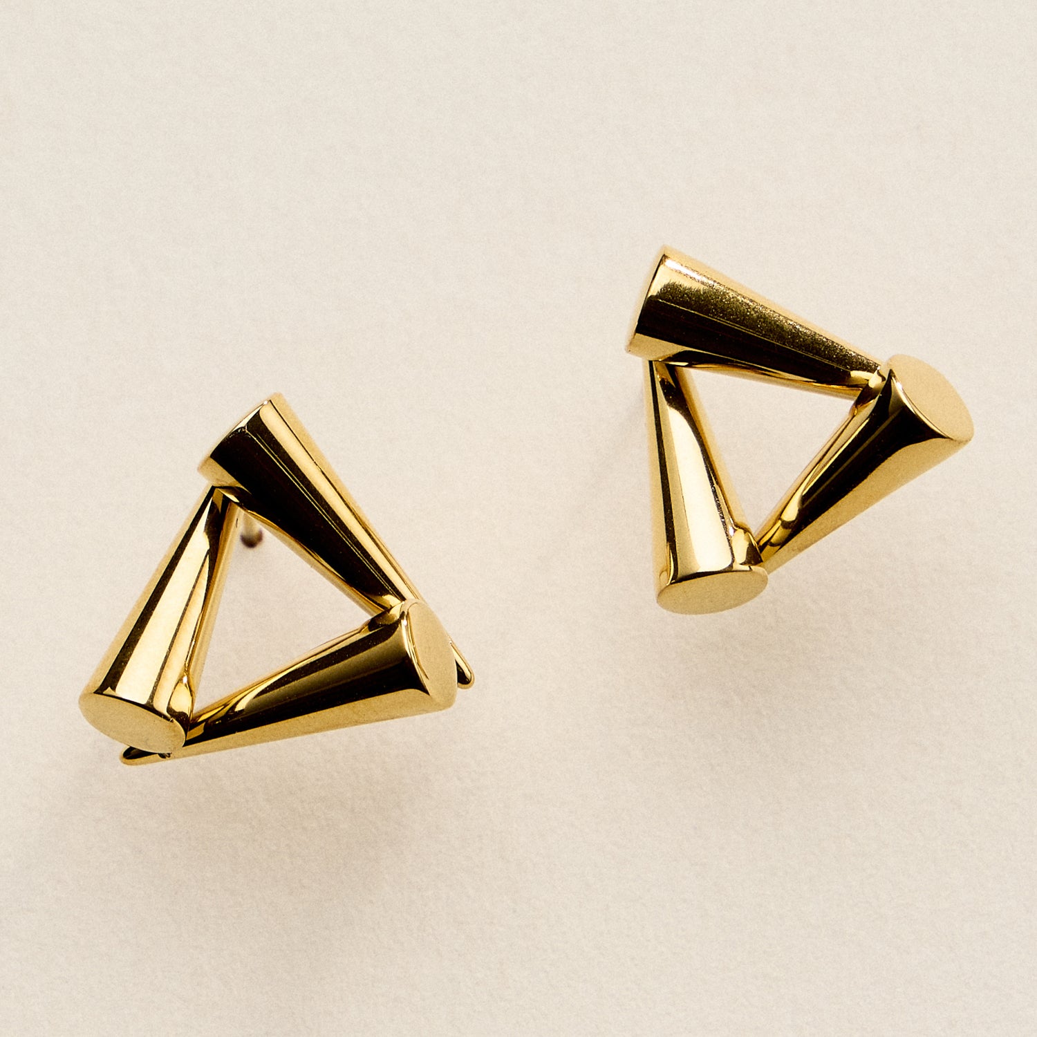 Stainless Steel Geometric Triangle Stud Earrings – Modern Minimal Design