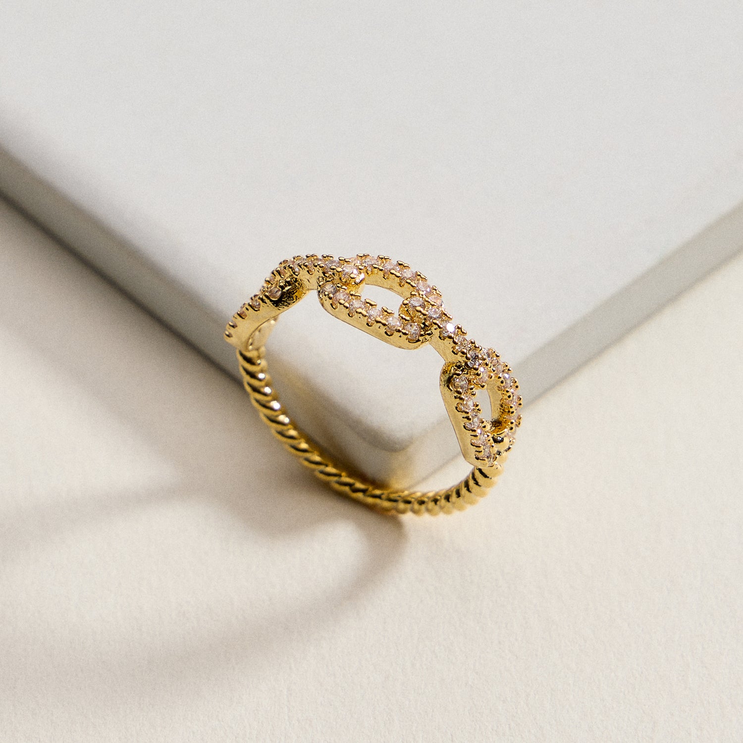 18K Gold Filled CZ Oval Link Ring | Twisted Rope Band Statement Ring – Made in Korea