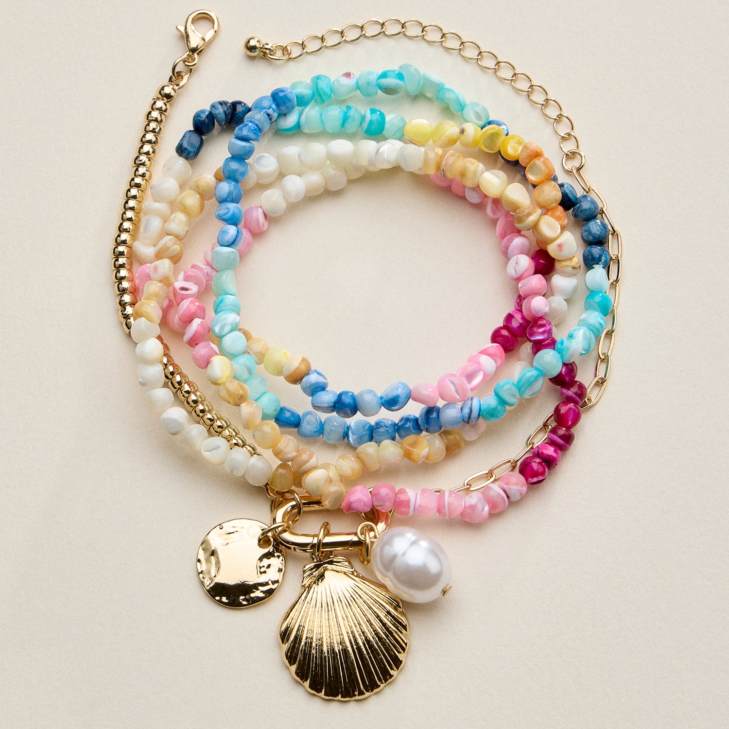 Beaded Shell Charm Bracelet for Women – Multicolor Bead Bracelet with Pearl & Gold Charms