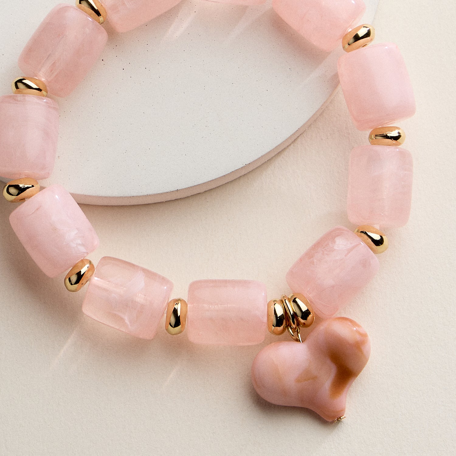 Chunky Beaded Stretch Bracelet with Heart Charm – Polished Resin Beads & Gold Accents, Statement Elastic Bracelet - Frem