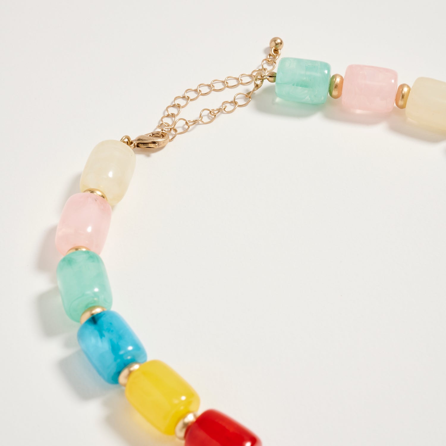 Gold Seashell Pendant Beaded Necklace – Chunky Resin Barrel Beads with Adjustable Chain, Coastal Statement Jewelry for Women - Frem