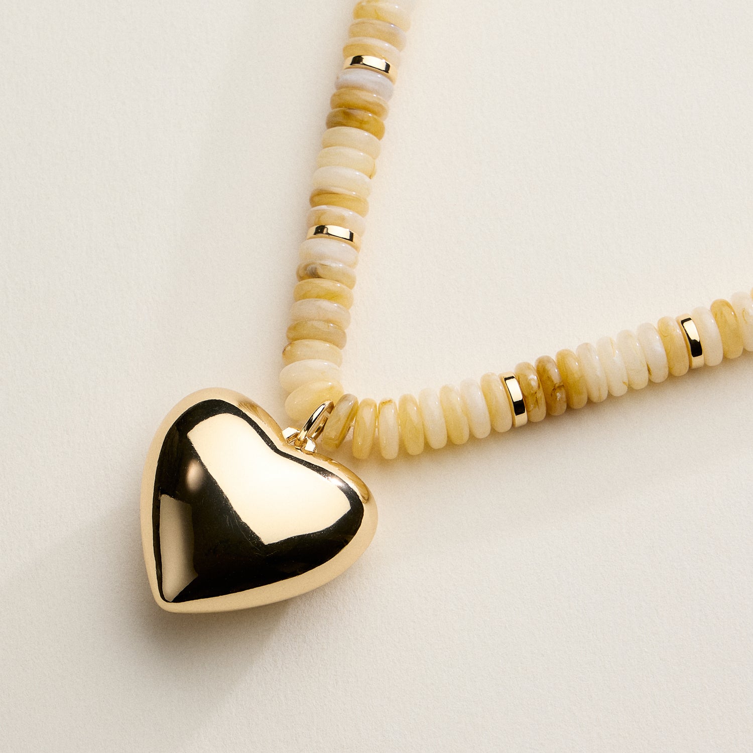 Gold Heart Pendant Beaded Necklace – Colorful Stone Choker with Adjustable Chain - Frem