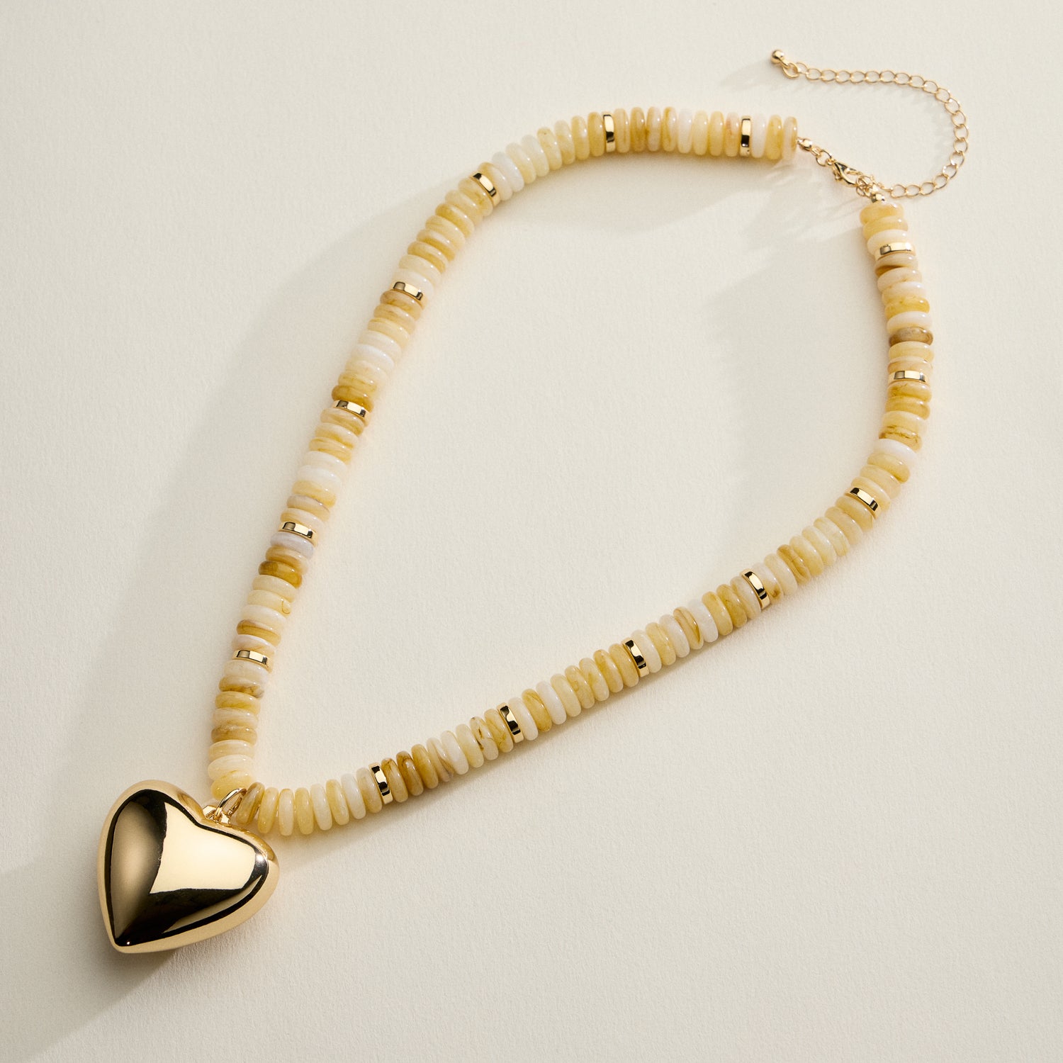 Gold Heart Pendant Beaded Necklace – Colorful Stone Choker with Adjustable Chain - Frem