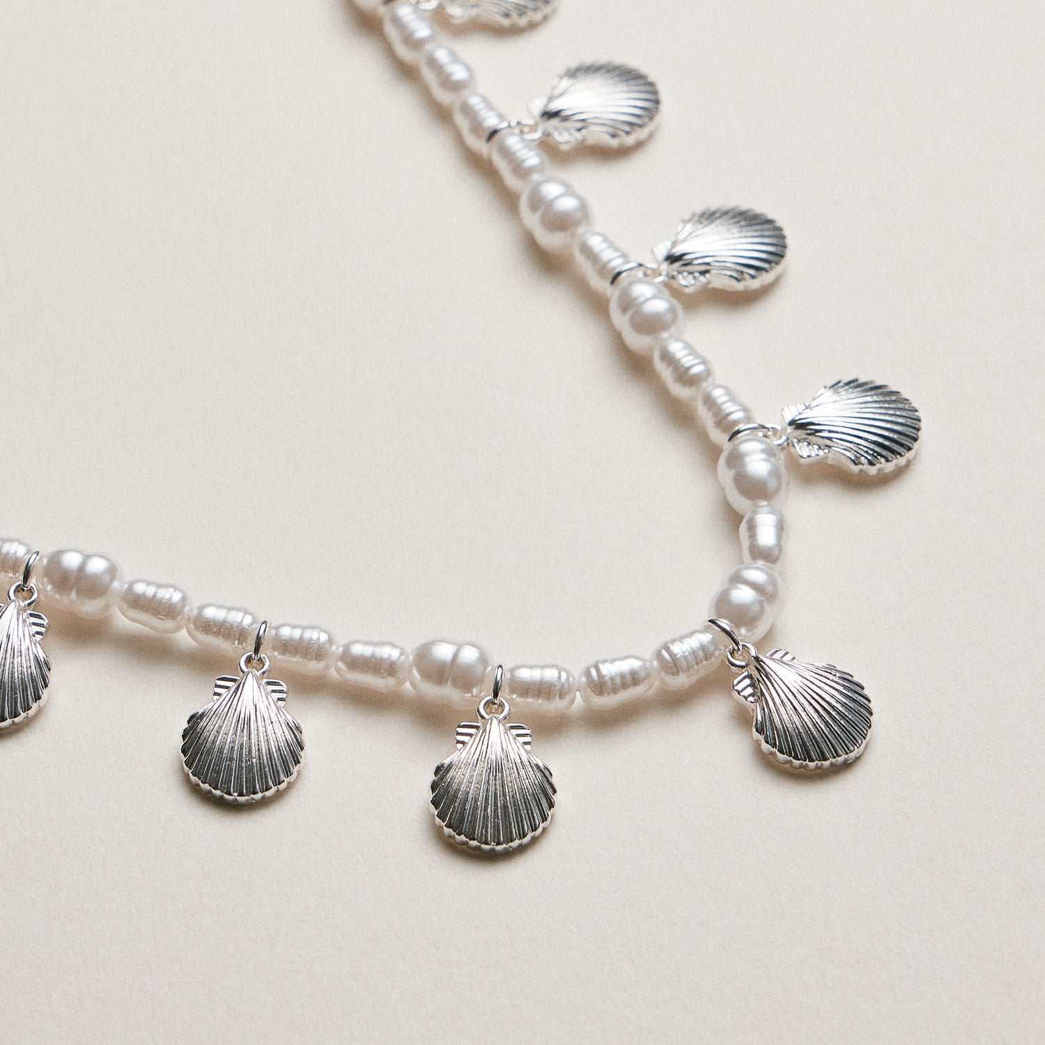 Pearl Shell Charm Necklace — Gold/Silver