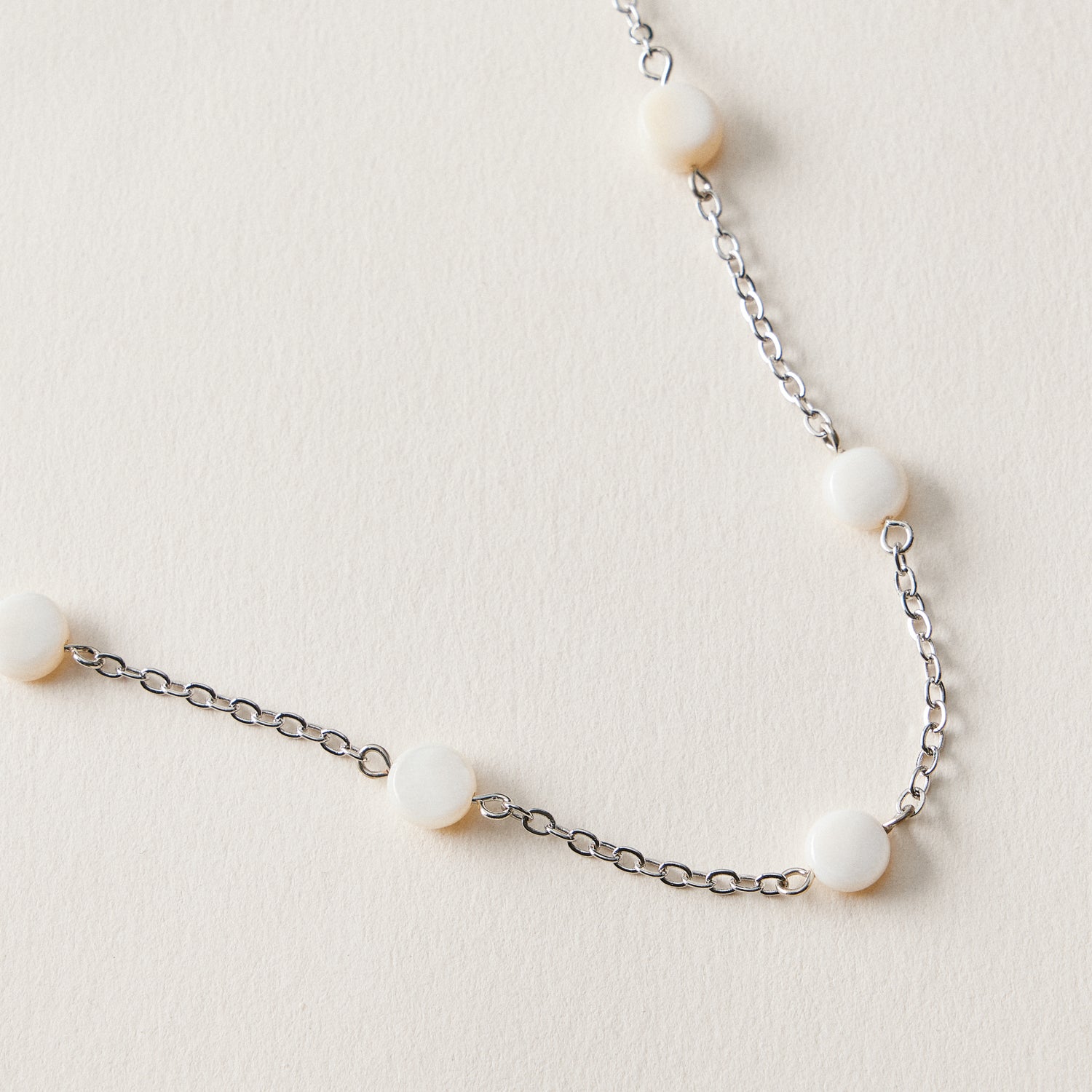 Minimal Chain Anklet with White Beads – Delicate Everyday Anklet