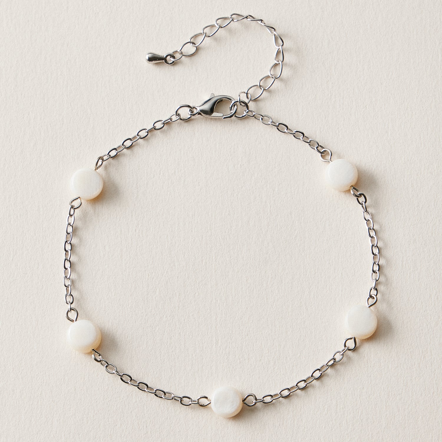 Minimal Chain Anklet with White Beads – Delicate Everyday Anklet