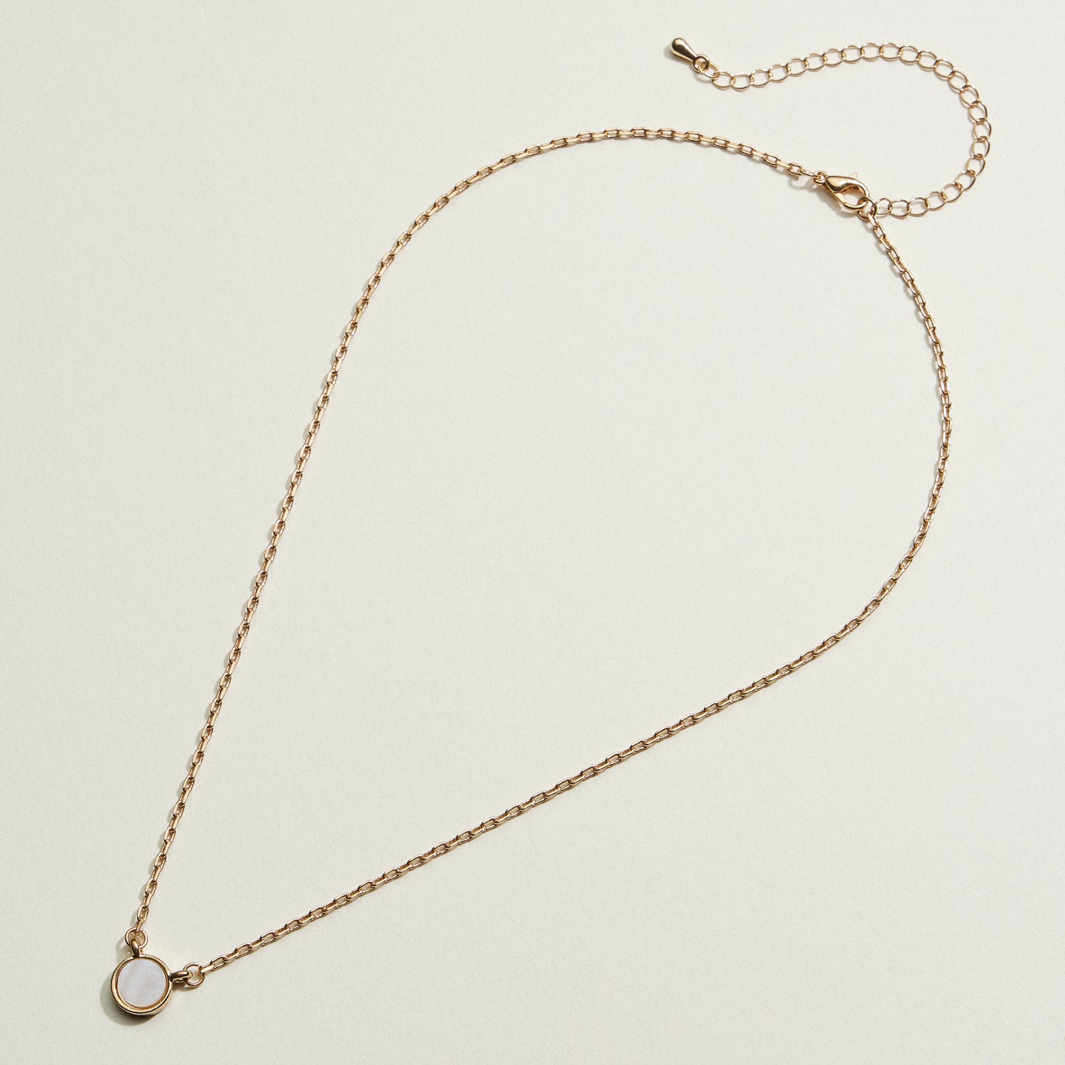 Dainty Pearl Circle Necklace | Pearl Jewelry