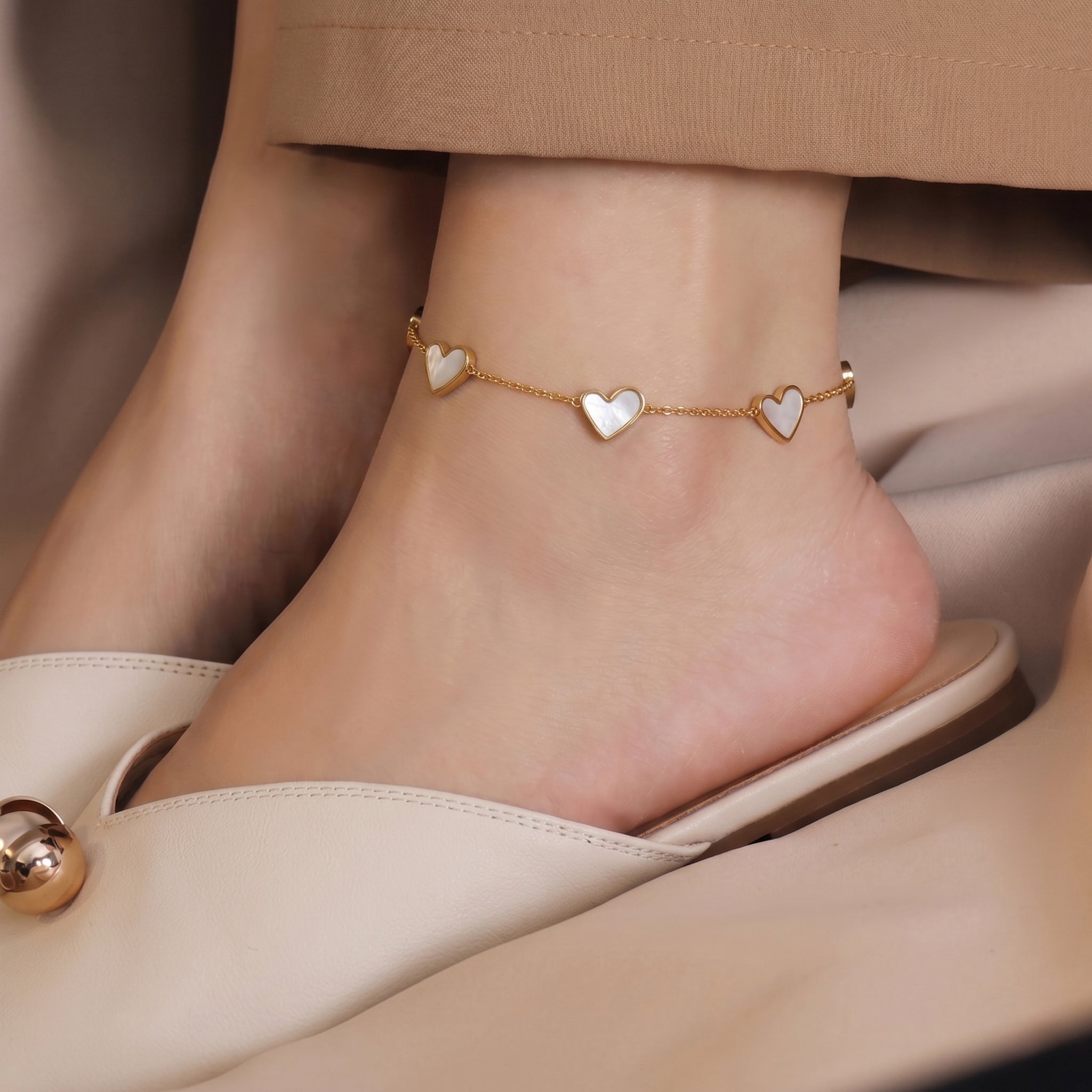 18K Gold-Dipped Stainless Steel Anklet with Heart Charms - Frem