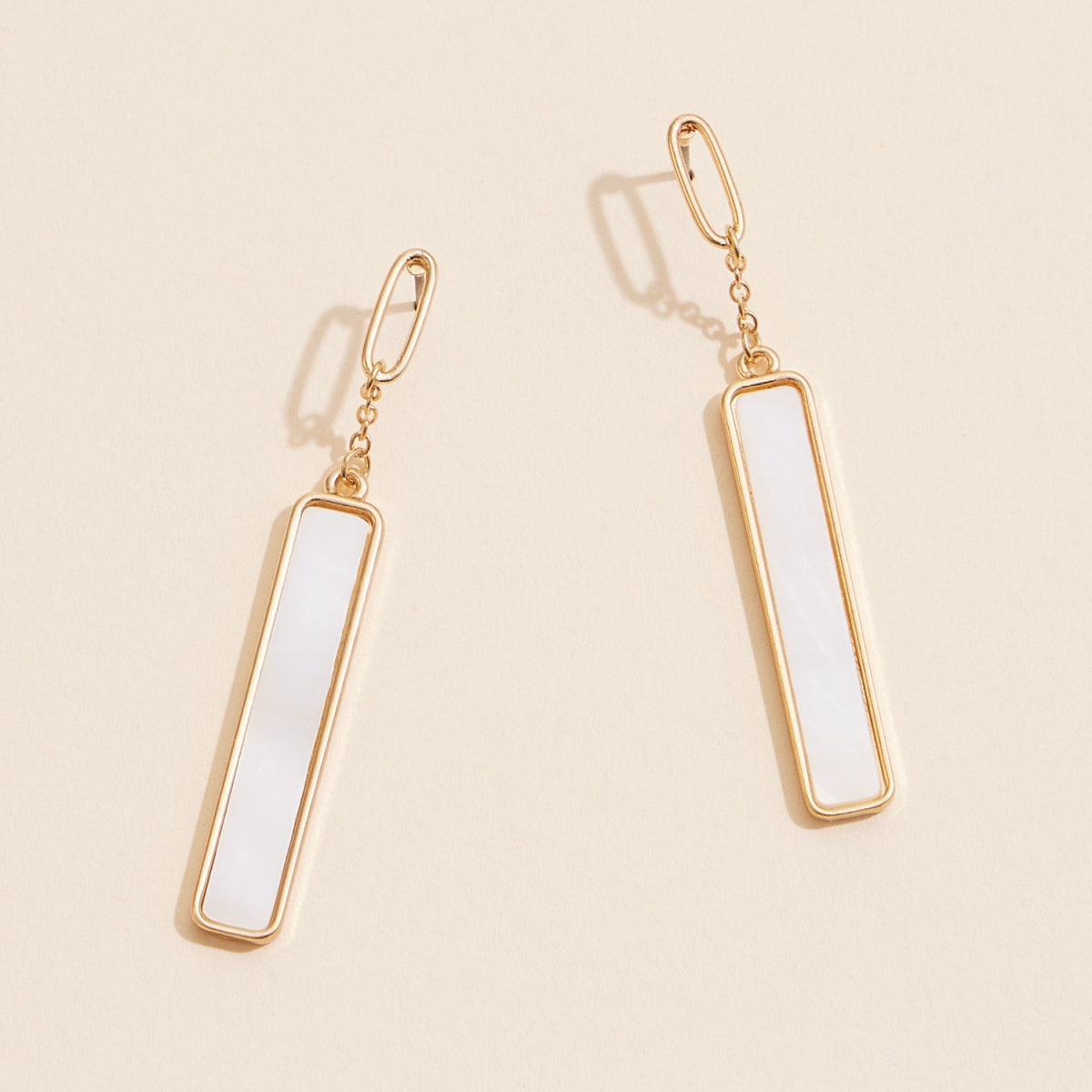 Shell Bar Charm Dangle Earrings