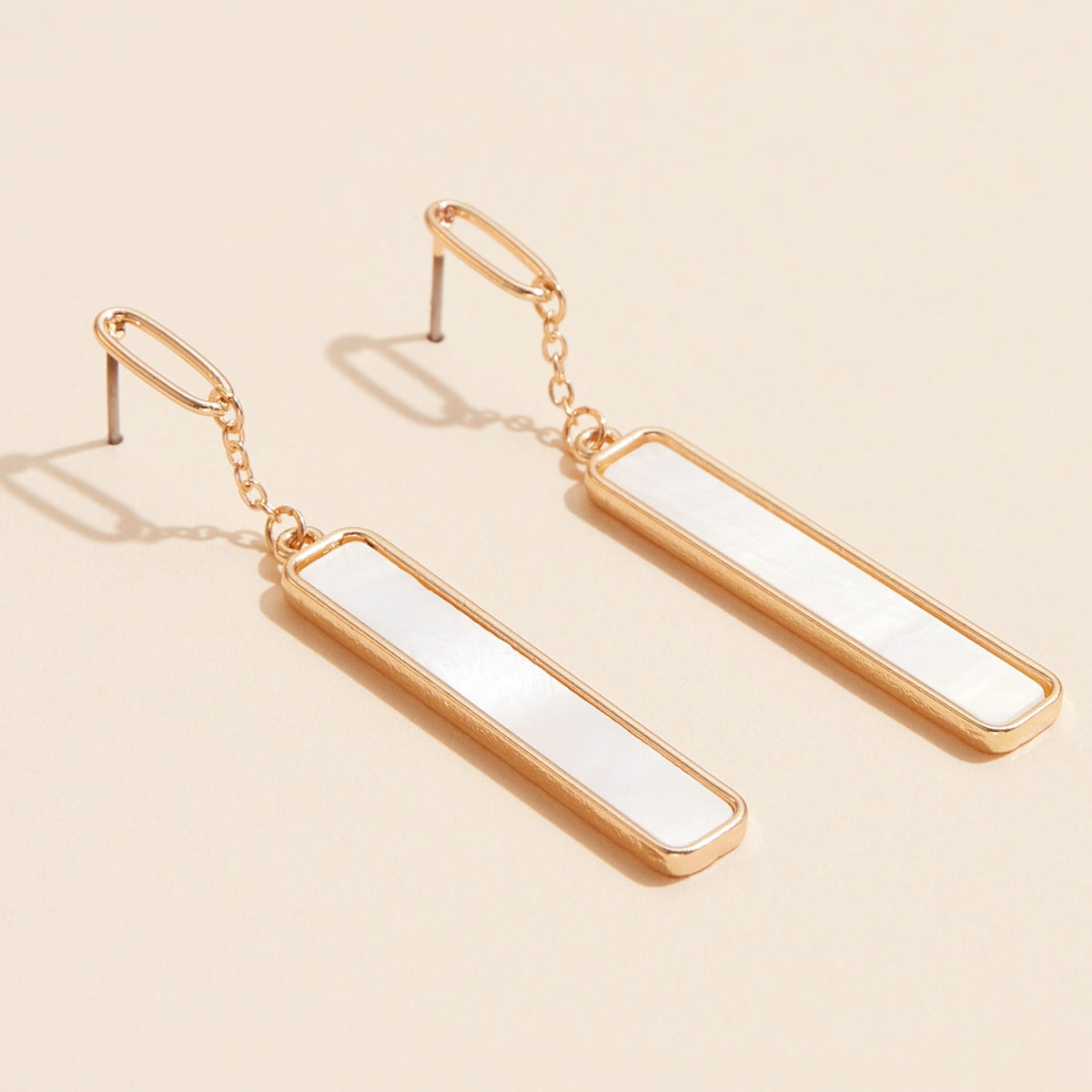 Shell Bar Charm Dangle Earrings